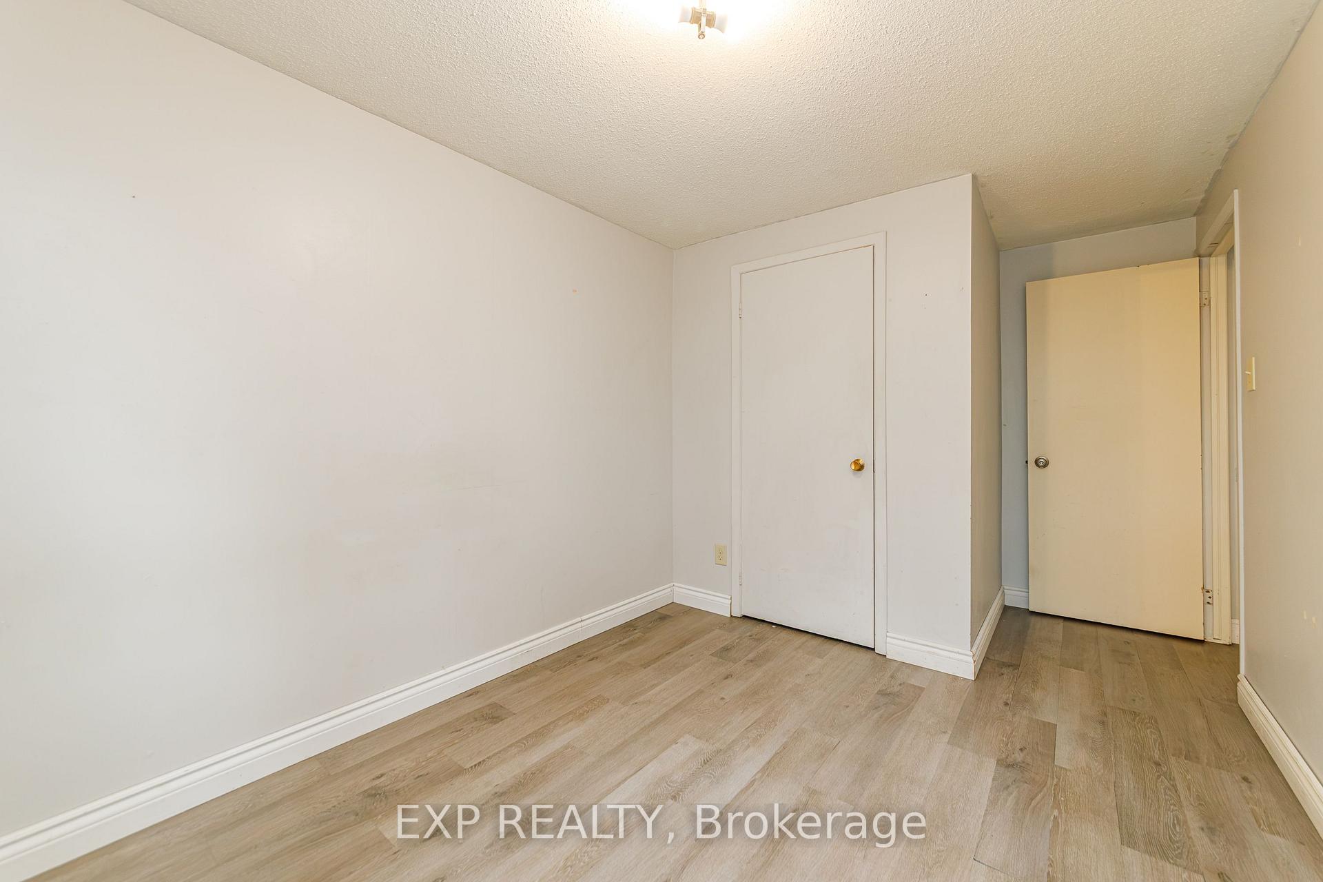 Photo 17 of Unit L, 1480 Heatherington Road, Ottawa, Heron Gate/Industrial Park — HOMEH