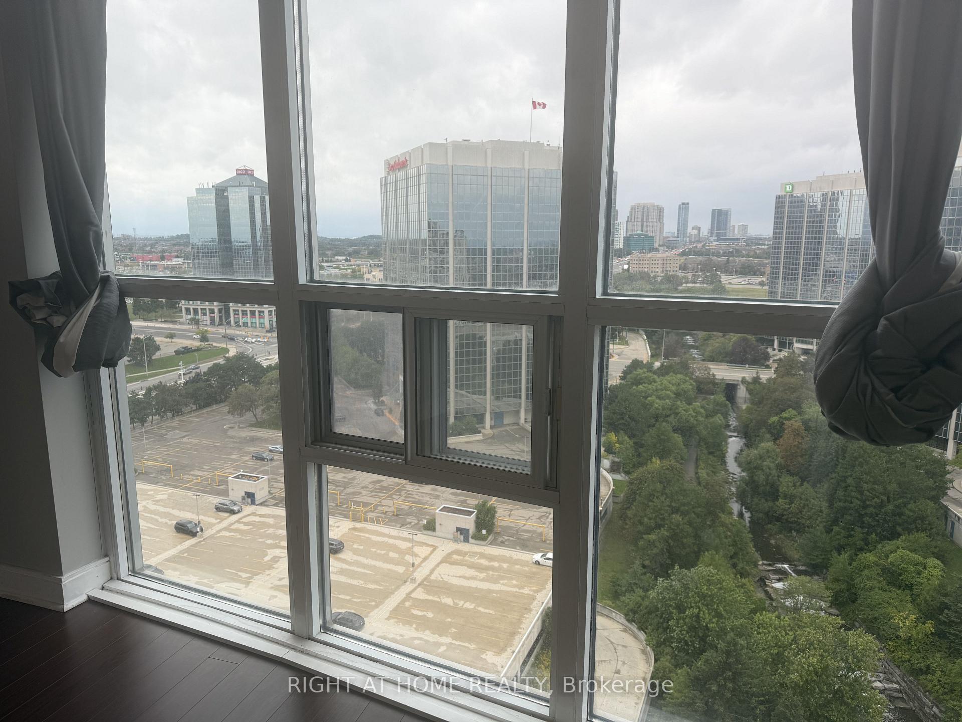 Photo 4 of Unit 1710, 80 Absolute Avenue, Mississauga, City Centre — HOMEH