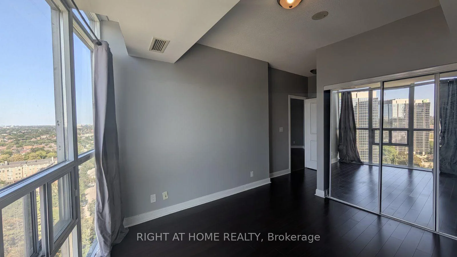 Photo 11 of Unit 1710, 80 Absolute Avenue, Mississauga, City Centre — HOMEH