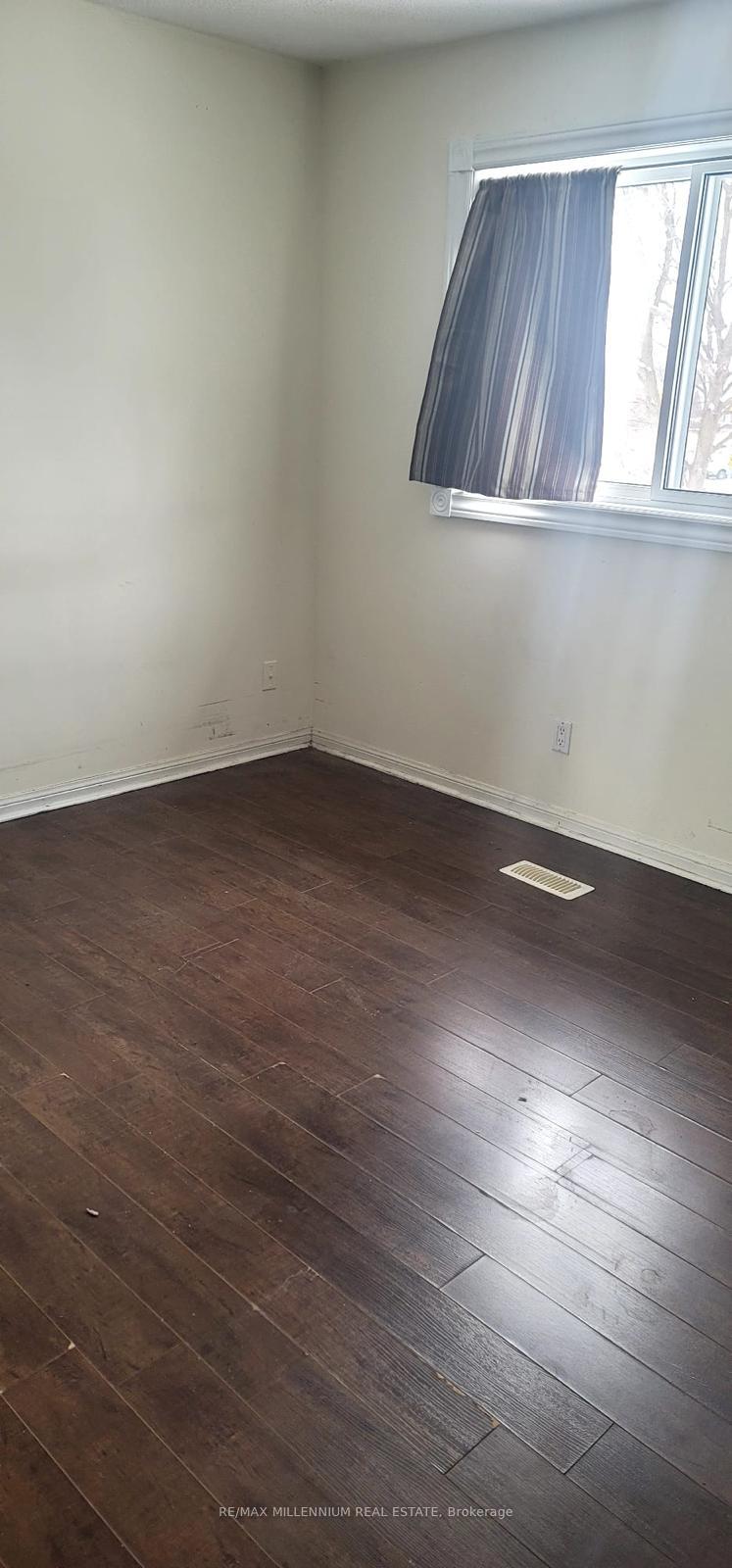 Photo 7 of Unit Upper, 365 Hansen Road N, Brampton, Madoc — HOMEH