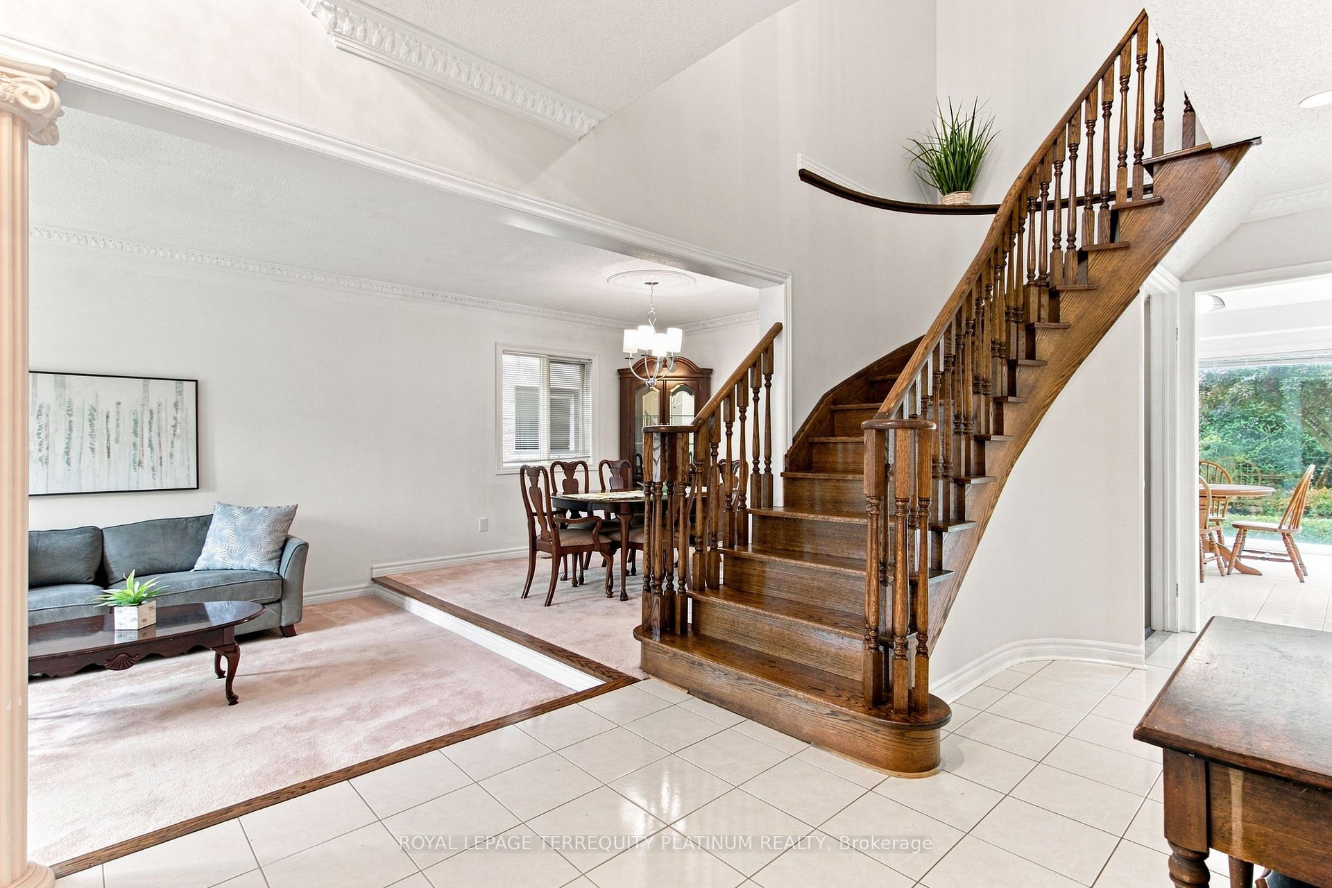 Photo 4 of 94 Havelock Gate, Markham, Rouge Fairways — HOMEH