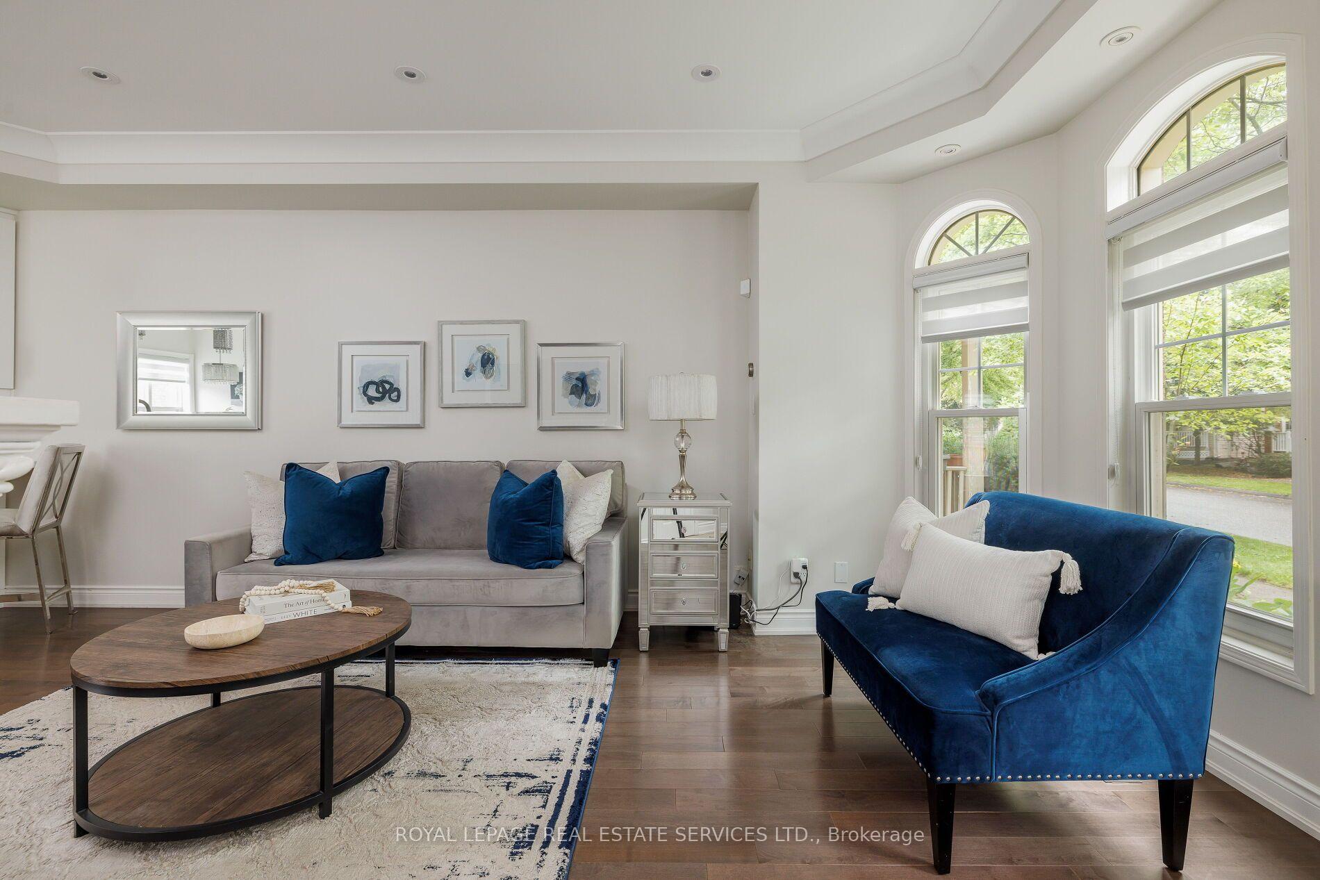 Photo 5 of 184 Gatwick Drive, Oakville, River Oaks — HOMEH