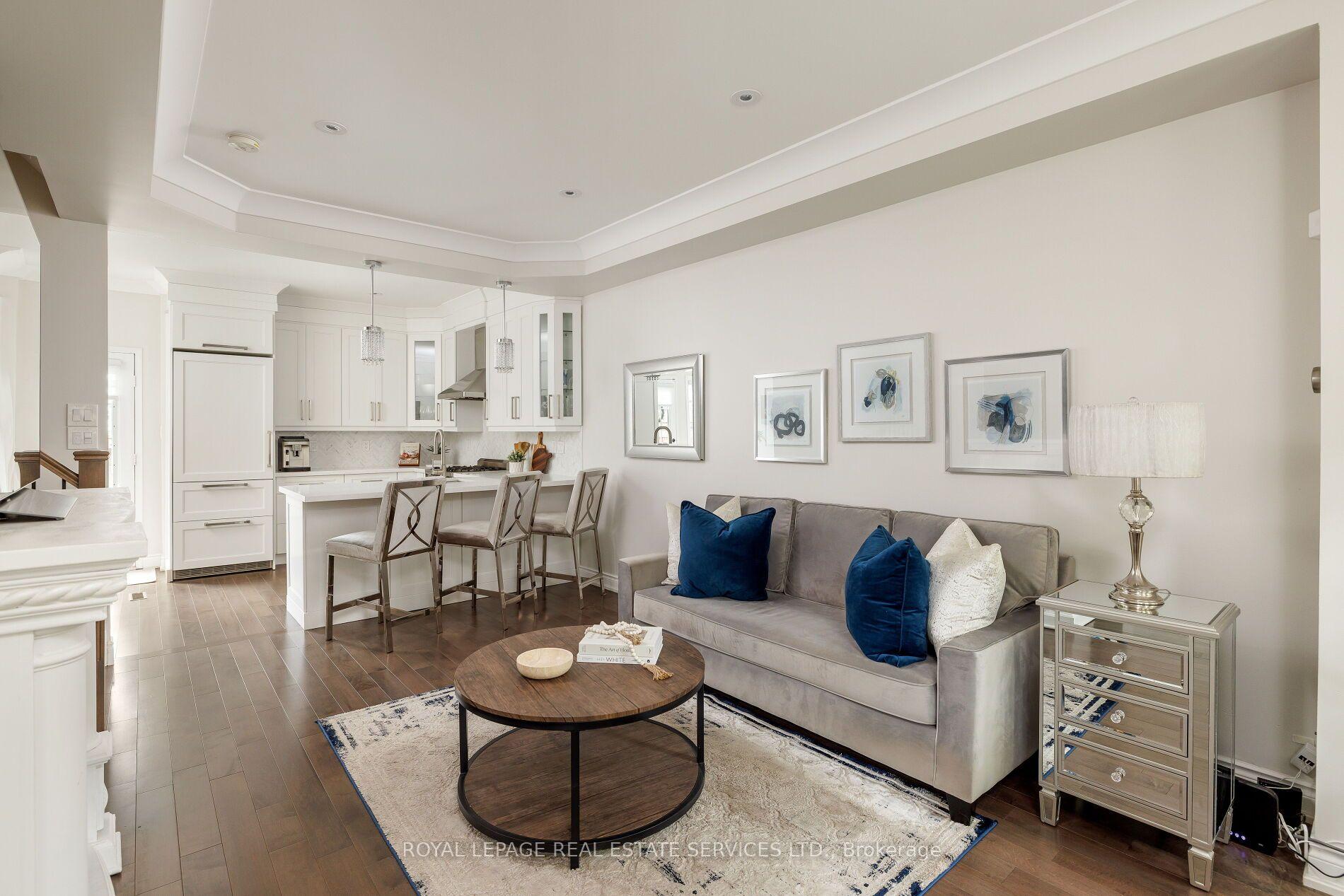 Photo 13 of 184 Gatwick Drive, Oakville, River Oaks — HOMEH
