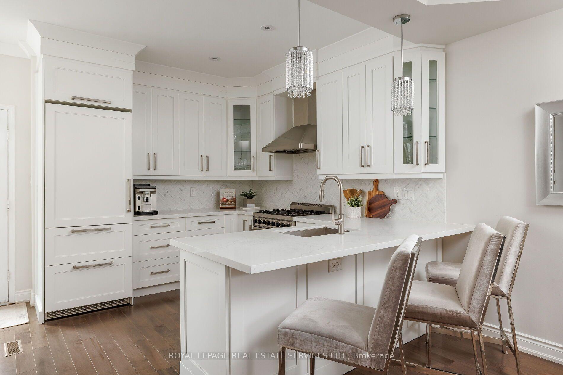 Photo 17 of 184 Gatwick Drive, Oakville, River Oaks — HOMEH