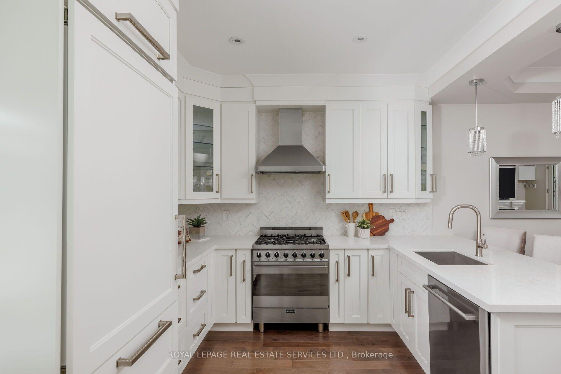 Photo 19 of 184 Gatwick Drive, Oakville, River Oaks — HOMEH