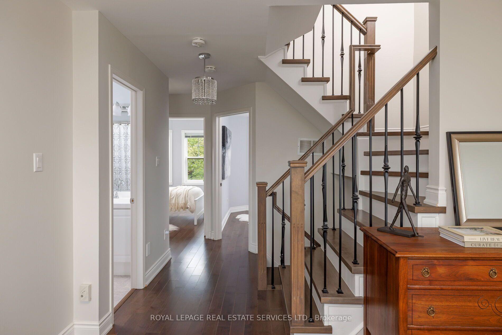 Photo 35 of 184 Gatwick Drive, Oakville, River Oaks — HOMEH
