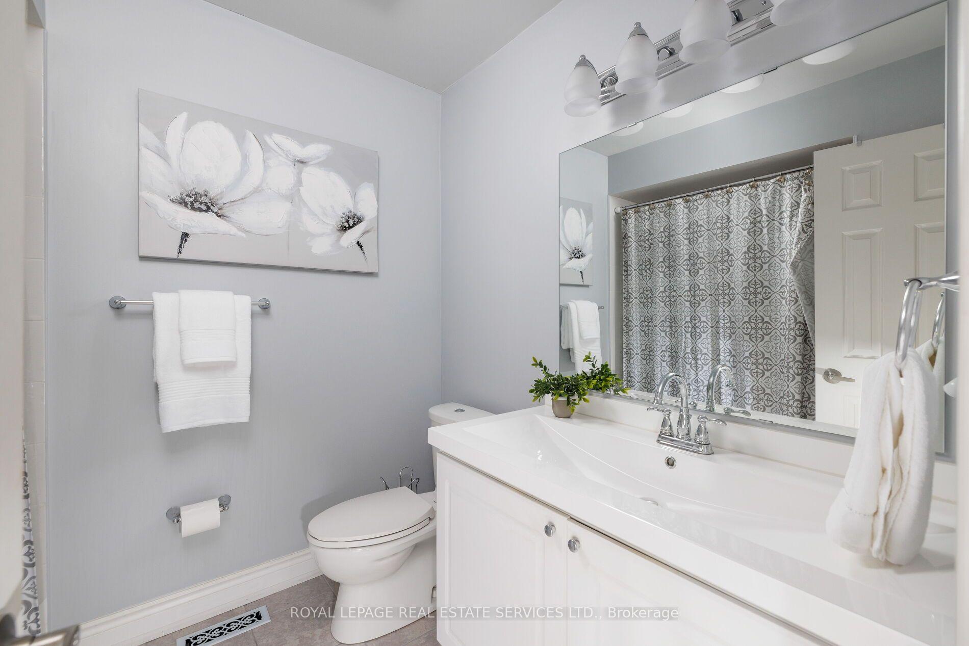Photo 41 of 184 Gatwick Drive, Oakville, River Oaks — HOMEH