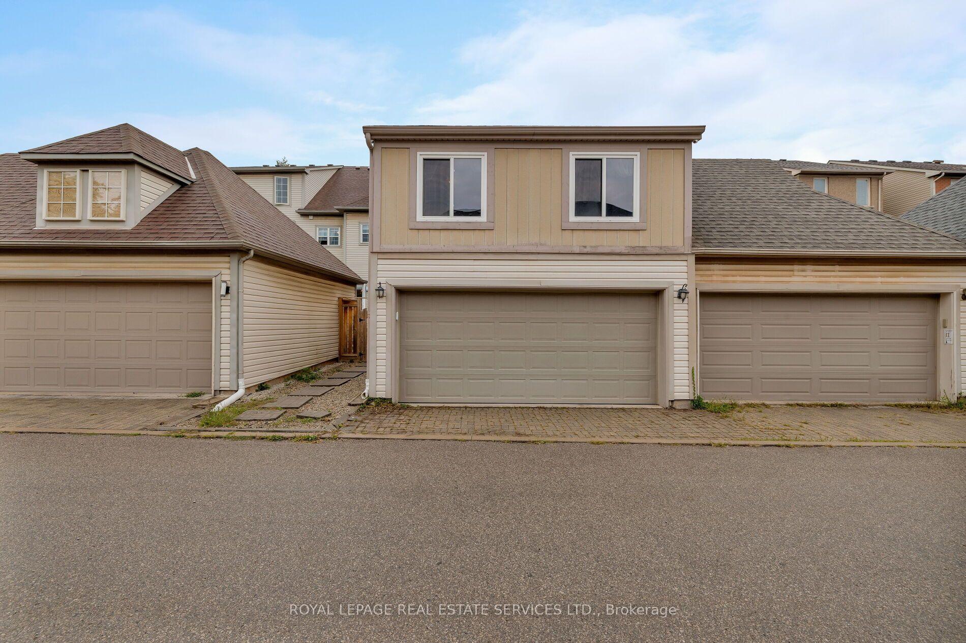 Photo 63 of 184 Gatwick Drive, Oakville, River Oaks — HOMEH