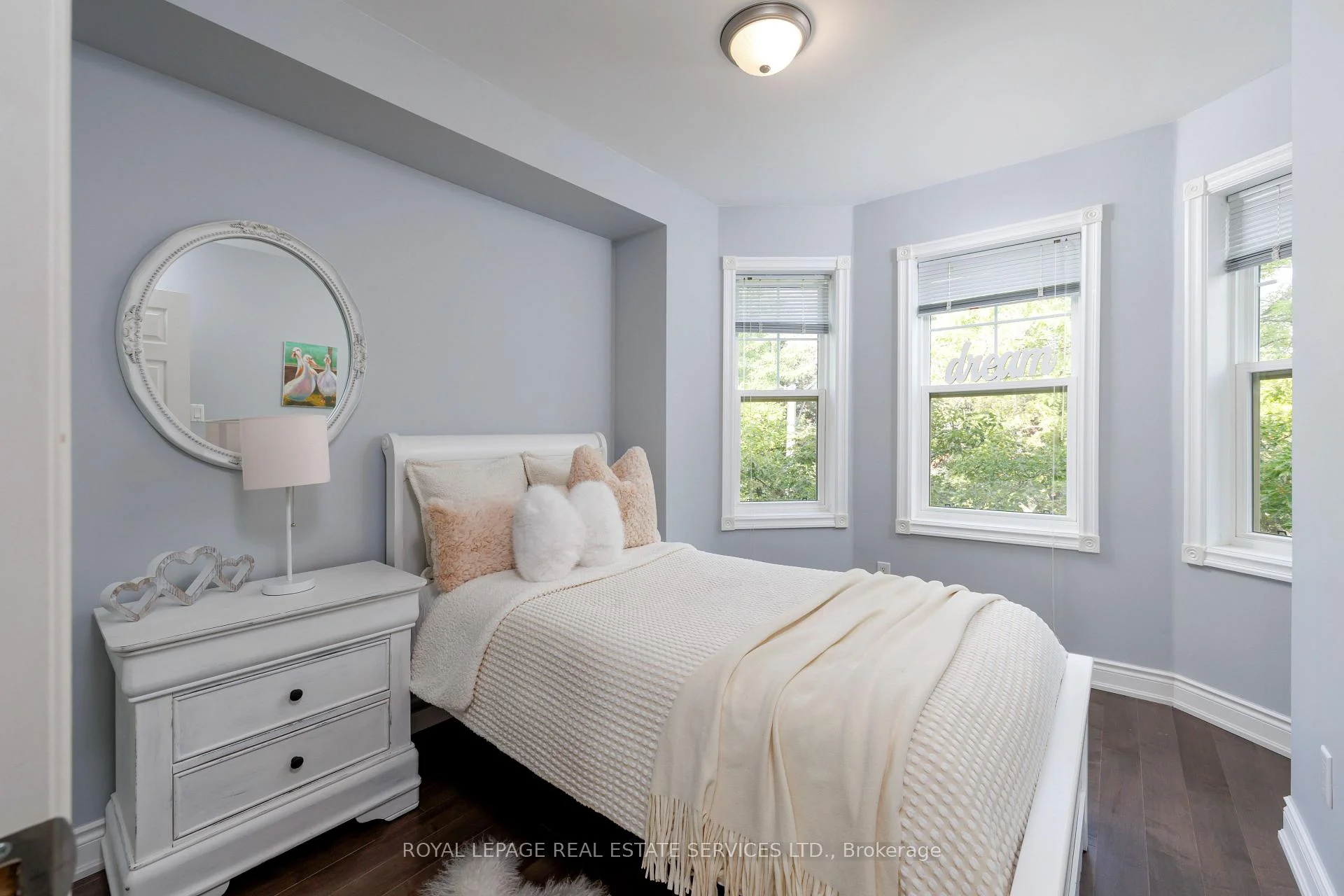 Photo 42 of 184 Gatwick Drive, Oakville, River Oaks — HOMEH