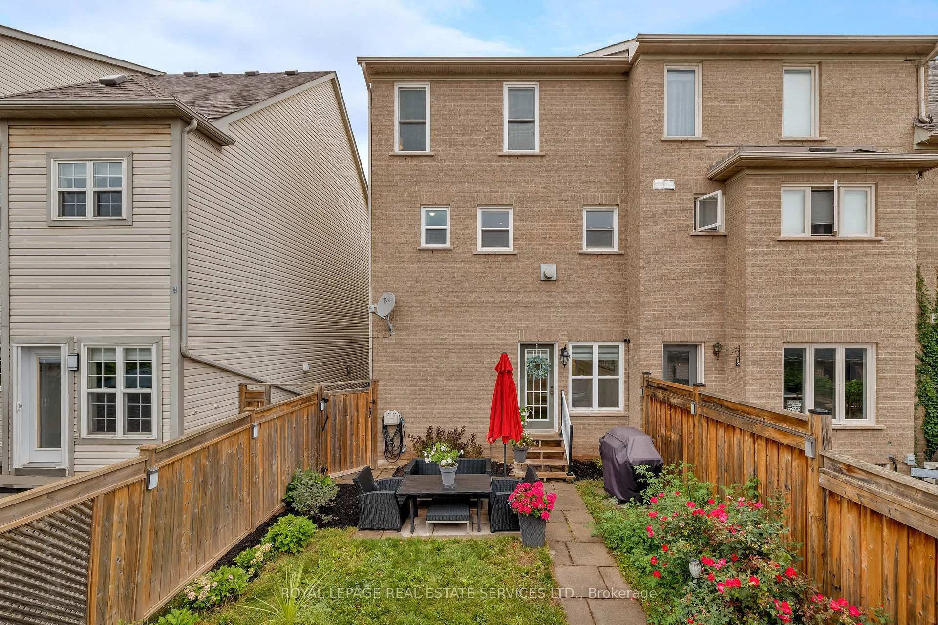 Photo 72 of 184 Gatwick Drive, Oakville, River Oaks — HOMEH