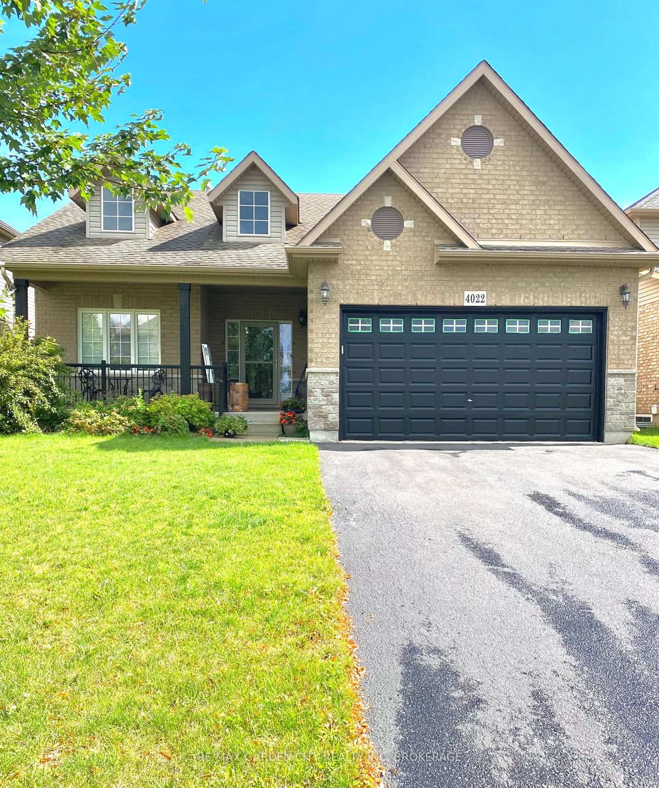 Photo 4 of 4022 Bush Crescent, Lincoln, Beamsville — HOMEH