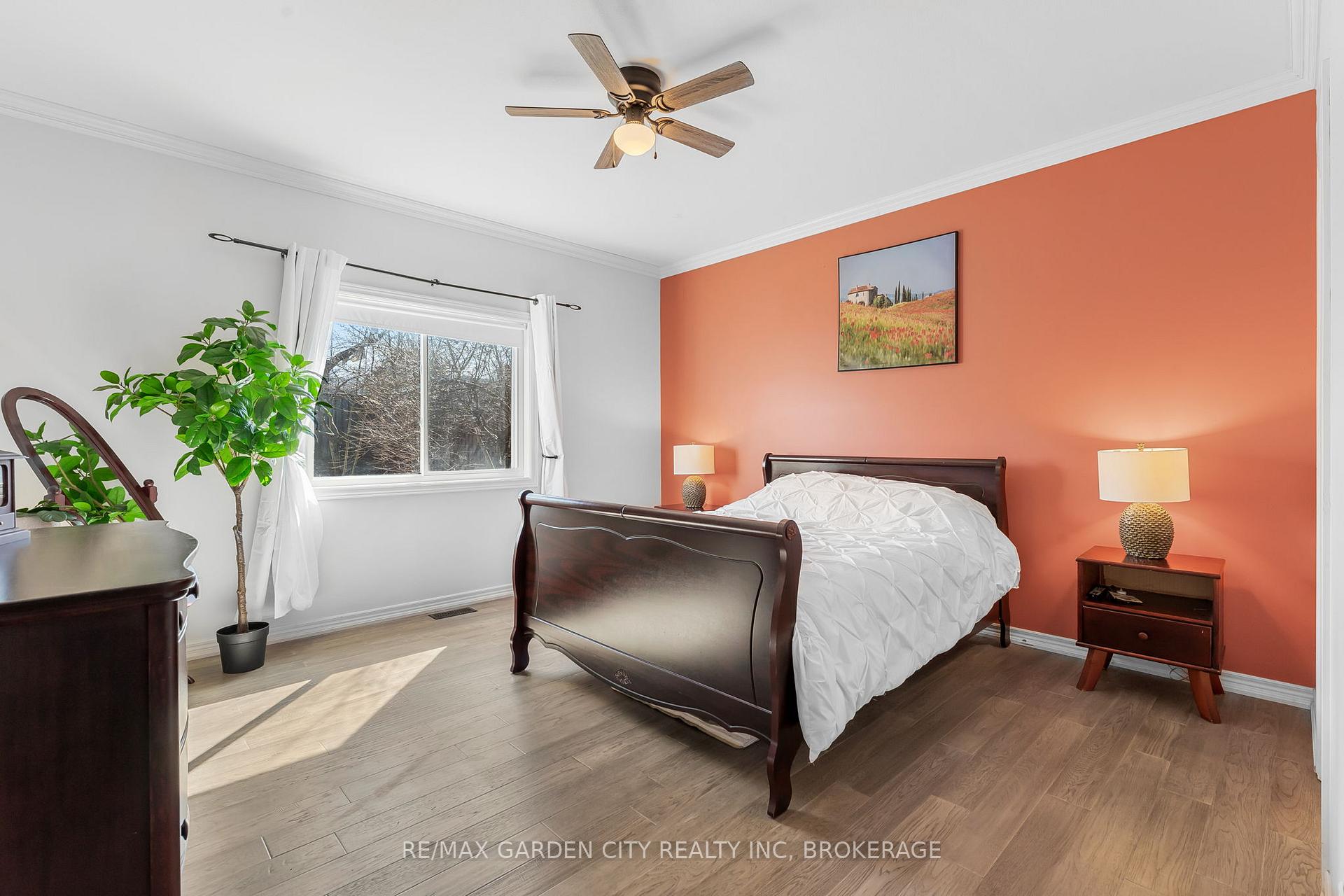 Photo 17 of 4022 Bush Crescent, Lincoln, Beamsville — HOMEH