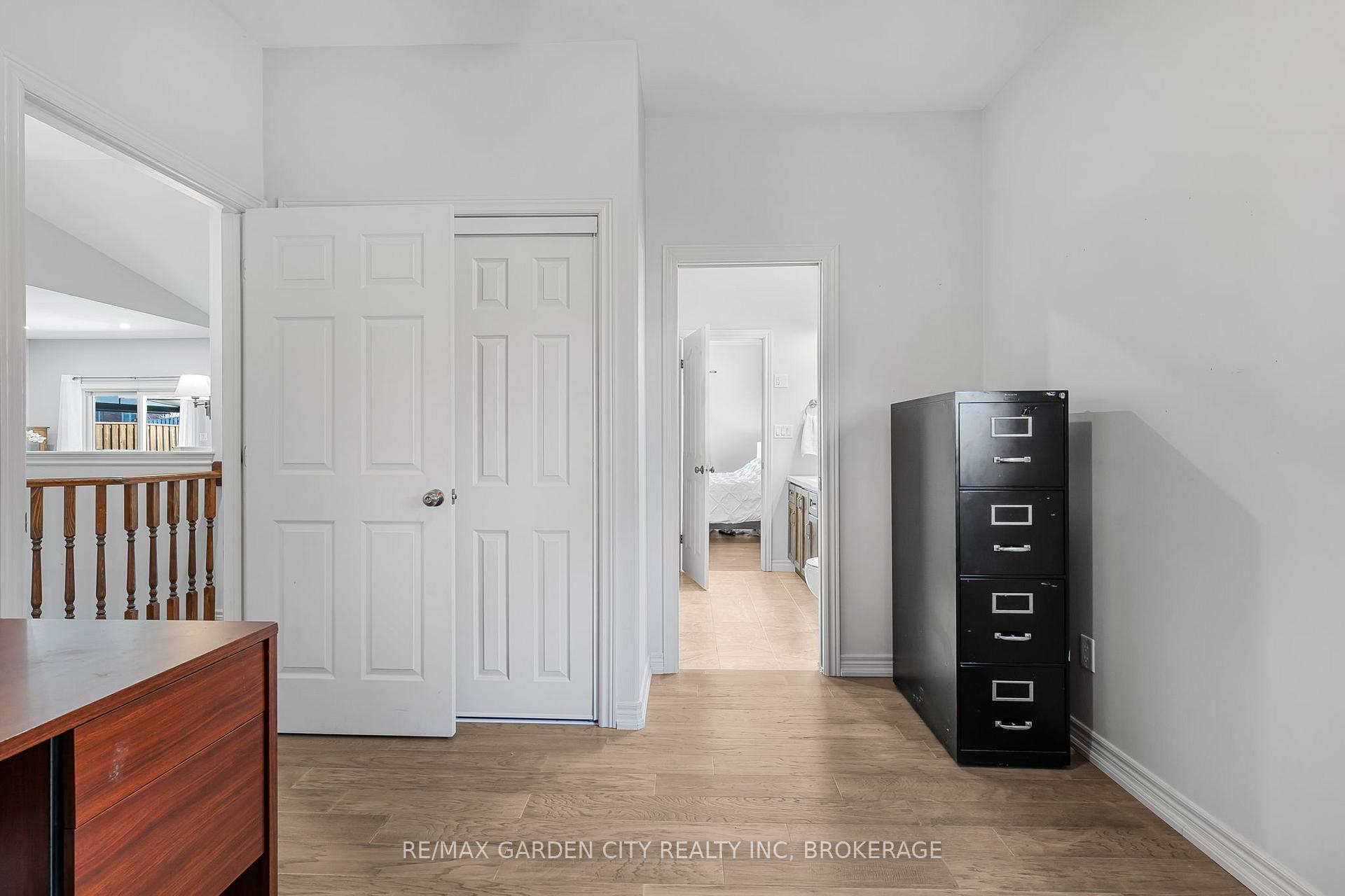 Photo 21 of 4022 Bush Crescent, Lincoln, Beamsville — HOMEH