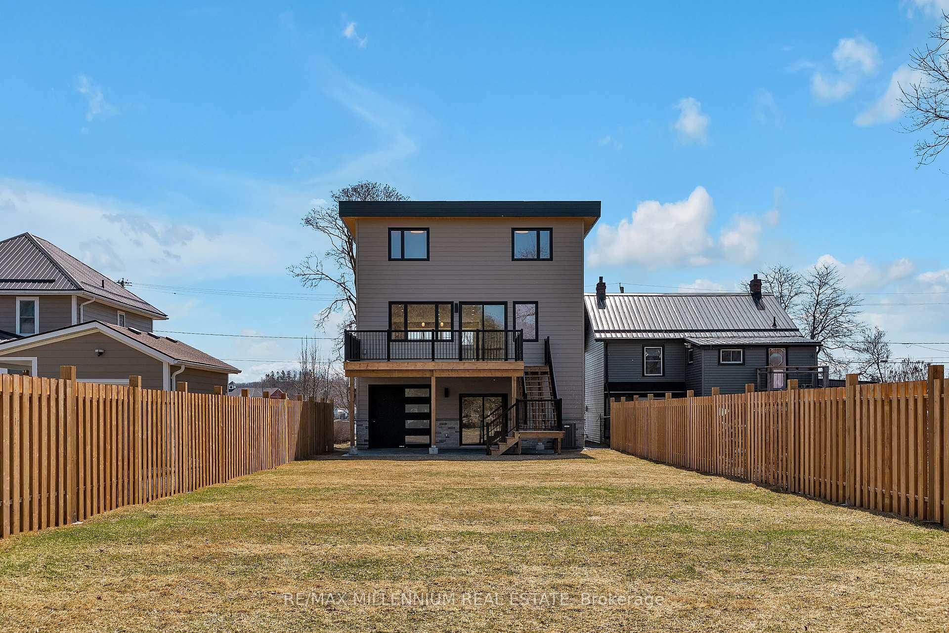 Photo 31 of 37 Front Street, Trent Hills, Hastings — HOMEH