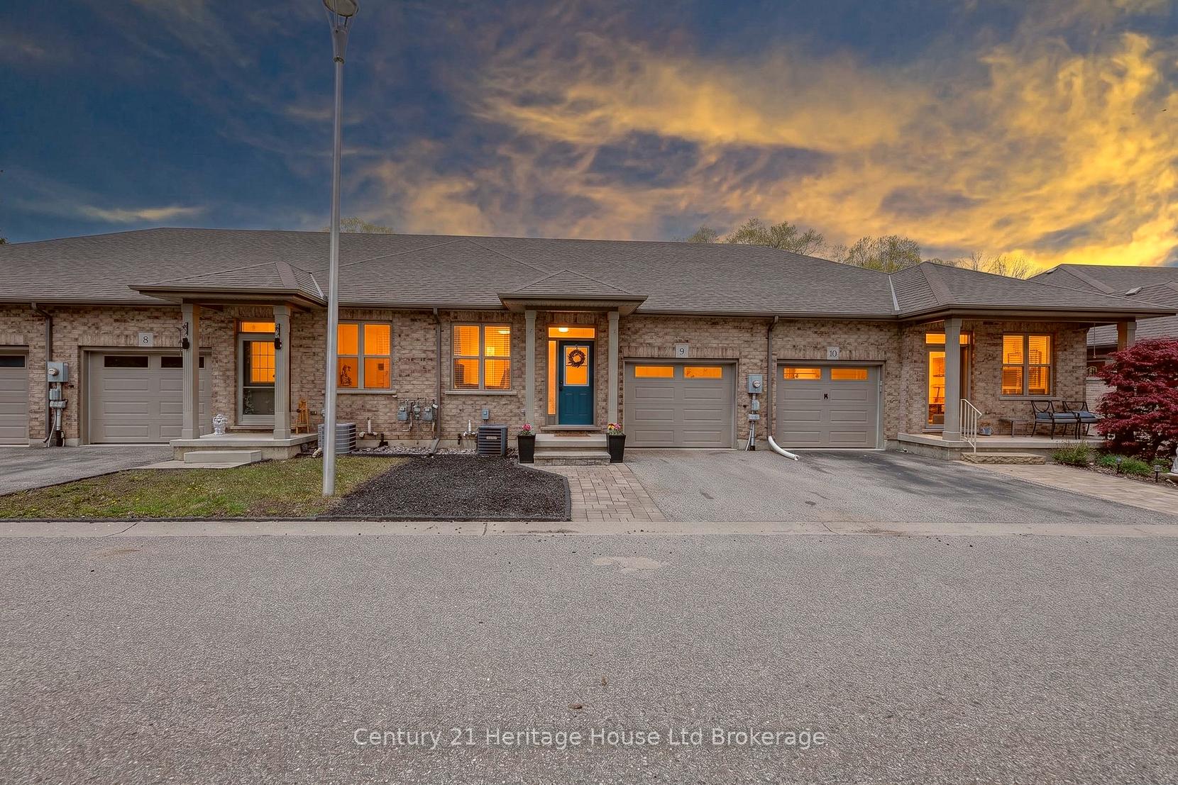 Photo of Unit 9, 111 King Street E