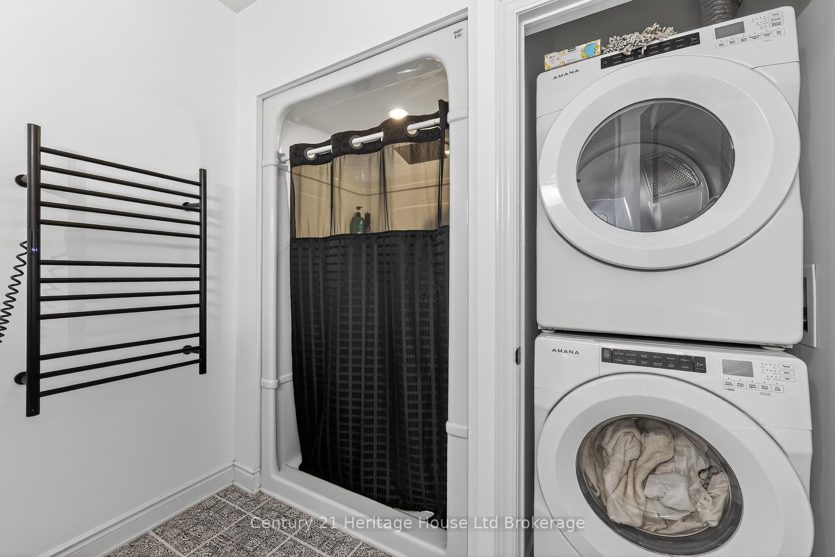 Photo 14 of Unit 9, 111 King Street E, Ingersoll, Ingersoll - South — HOMEH