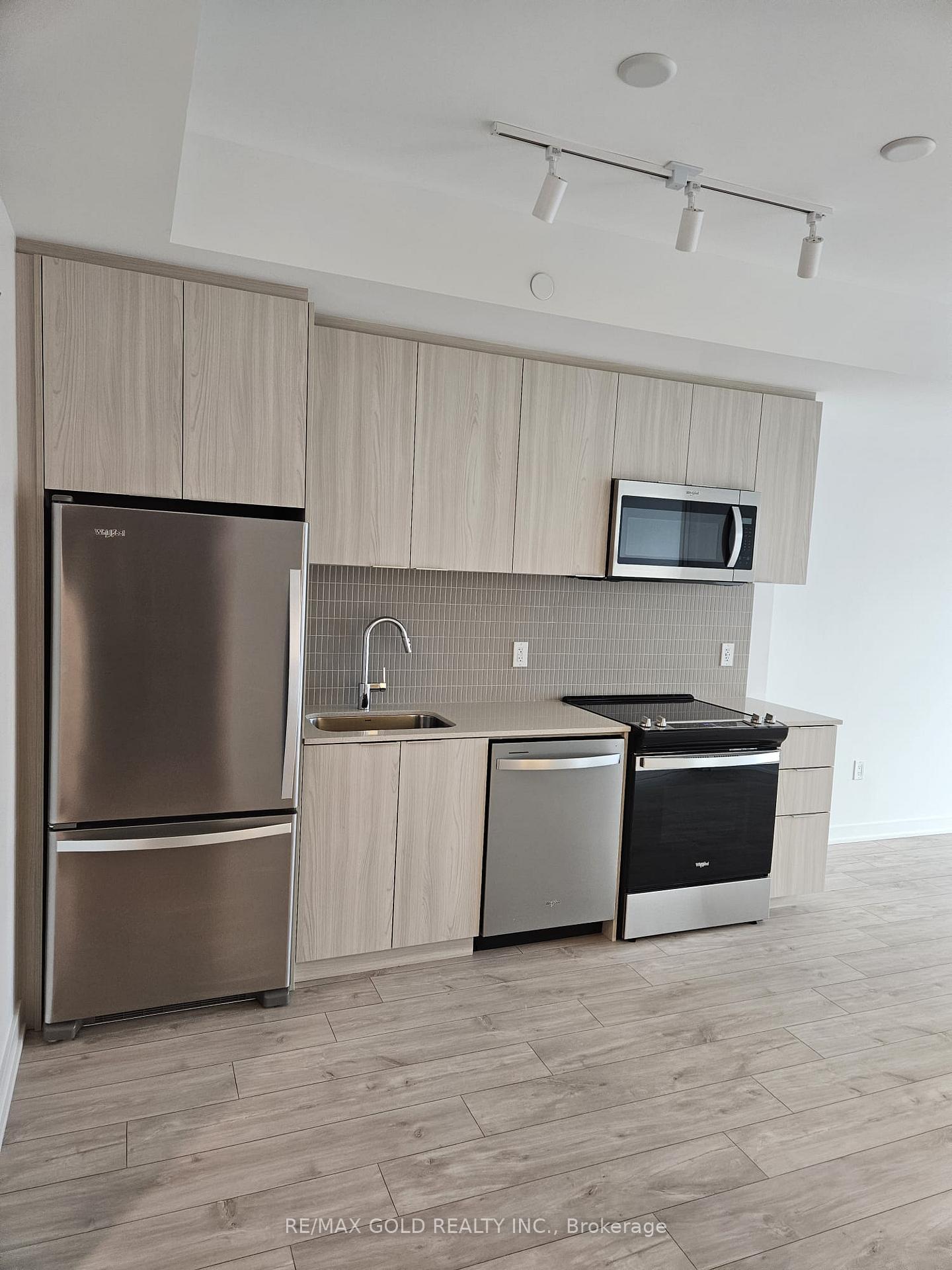 Photo 10 of Unit D504, 720 Whitelock Avenue, Milton, Cobban — HOMEH