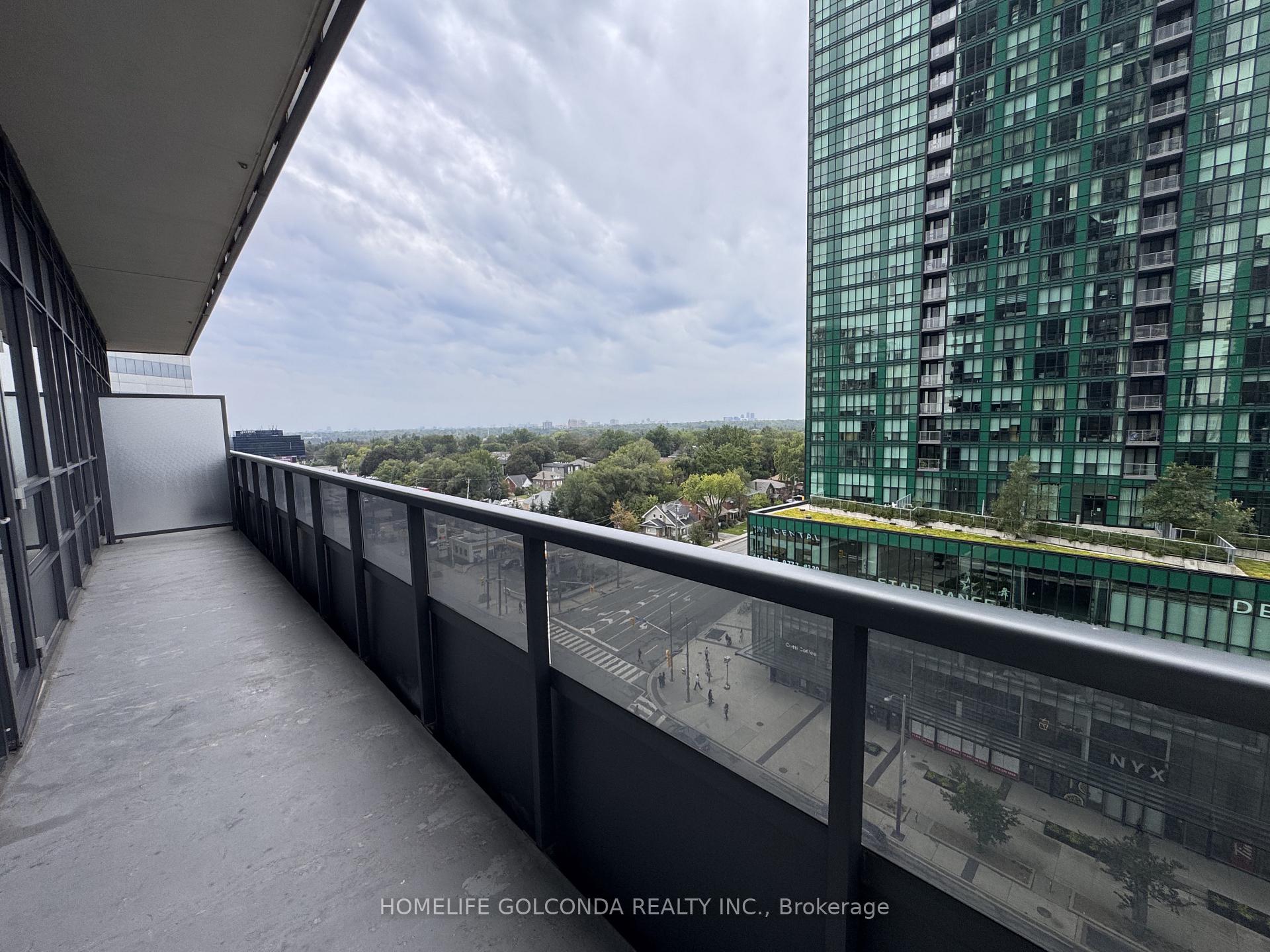 Photo 18 of Unit 911, 2 Anndale Drive, North York, Willowdale East — HOMEH