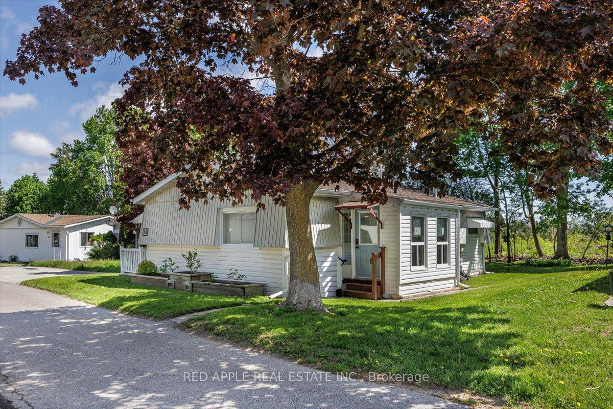 Photo 28 of 30 Flora Court, Innisfil, Rural Innisfil — HOMEH