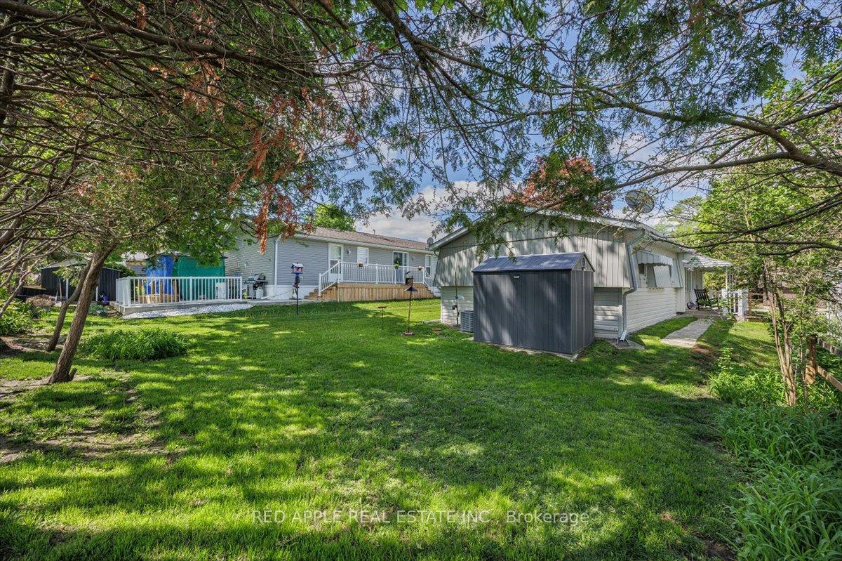 Photo 32 of 30 Flora Court, Innisfil, Rural Innisfil — HOMEH