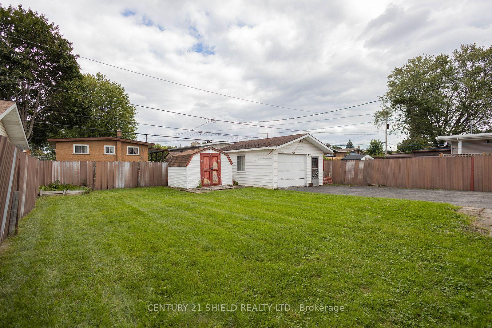 Photo 5 of 430 Anderson Drive, Cornwall, Cornwall — HOMEH