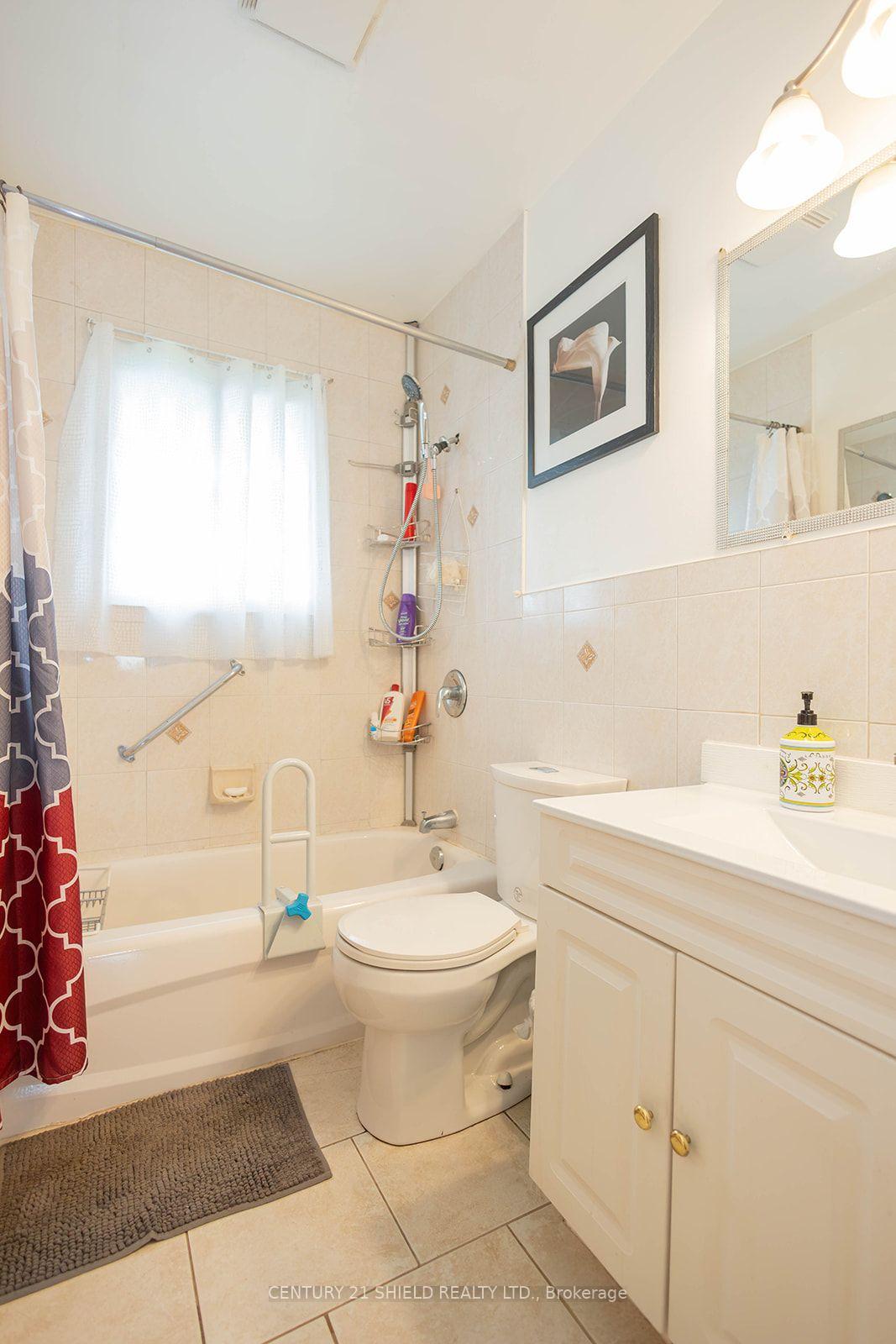 Photo 12 of 430 Anderson Drive, Cornwall, Cornwall — HOMEH