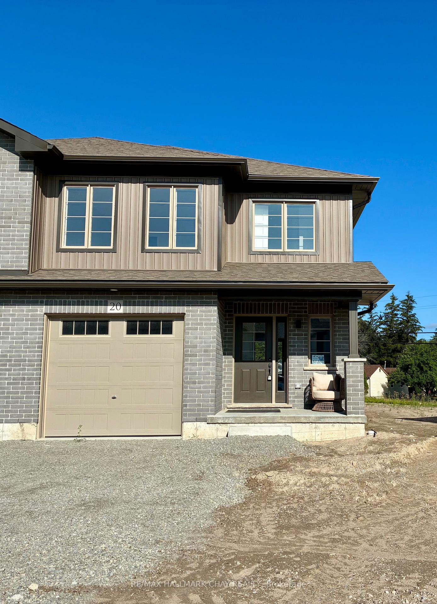Photo 2 of 20 Strath Crescent, Springwater, Elmvale — HOMEH
