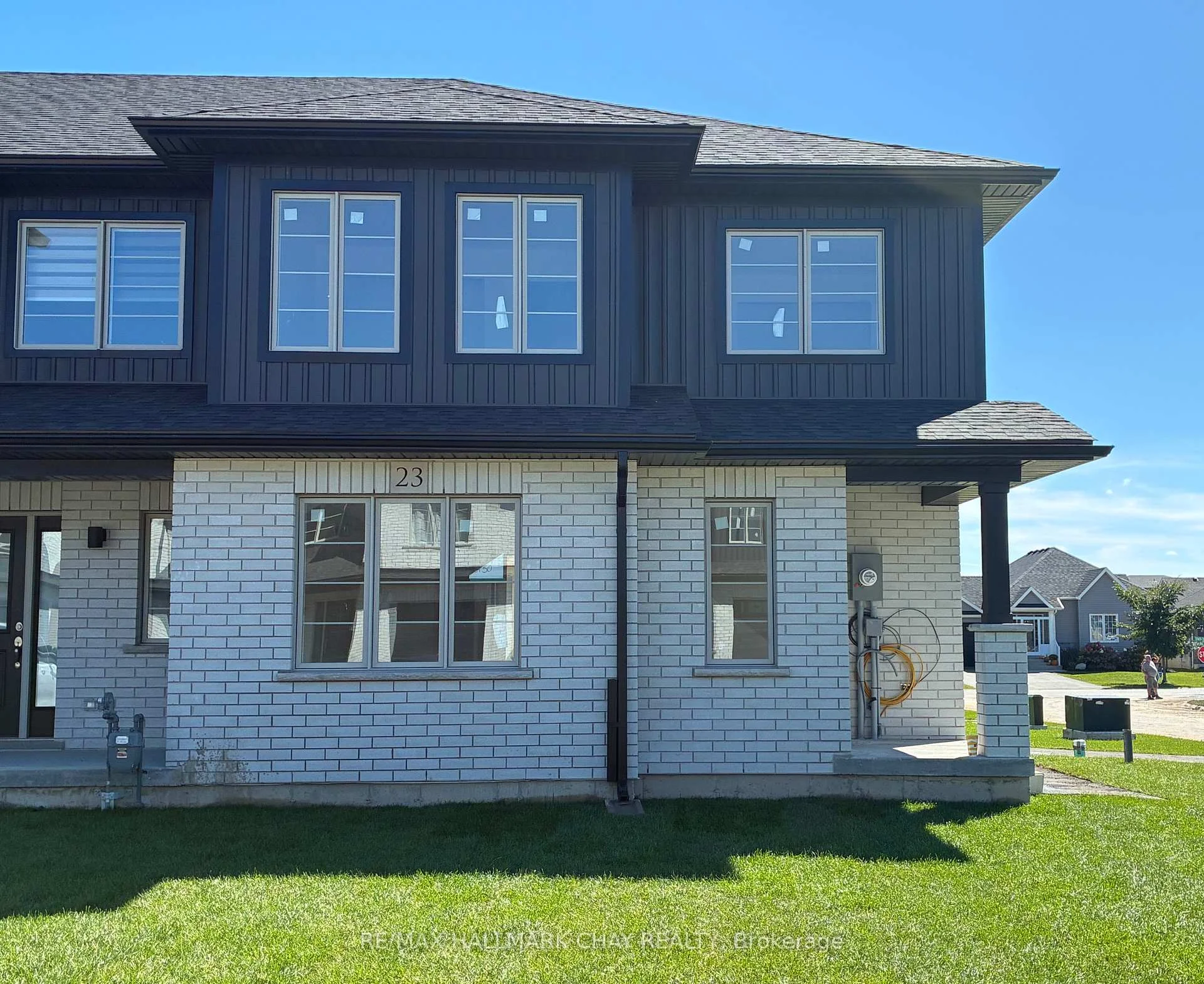 Photo 5 of 23 Strath Crescent, Springwater, Elmvale — HOMEH