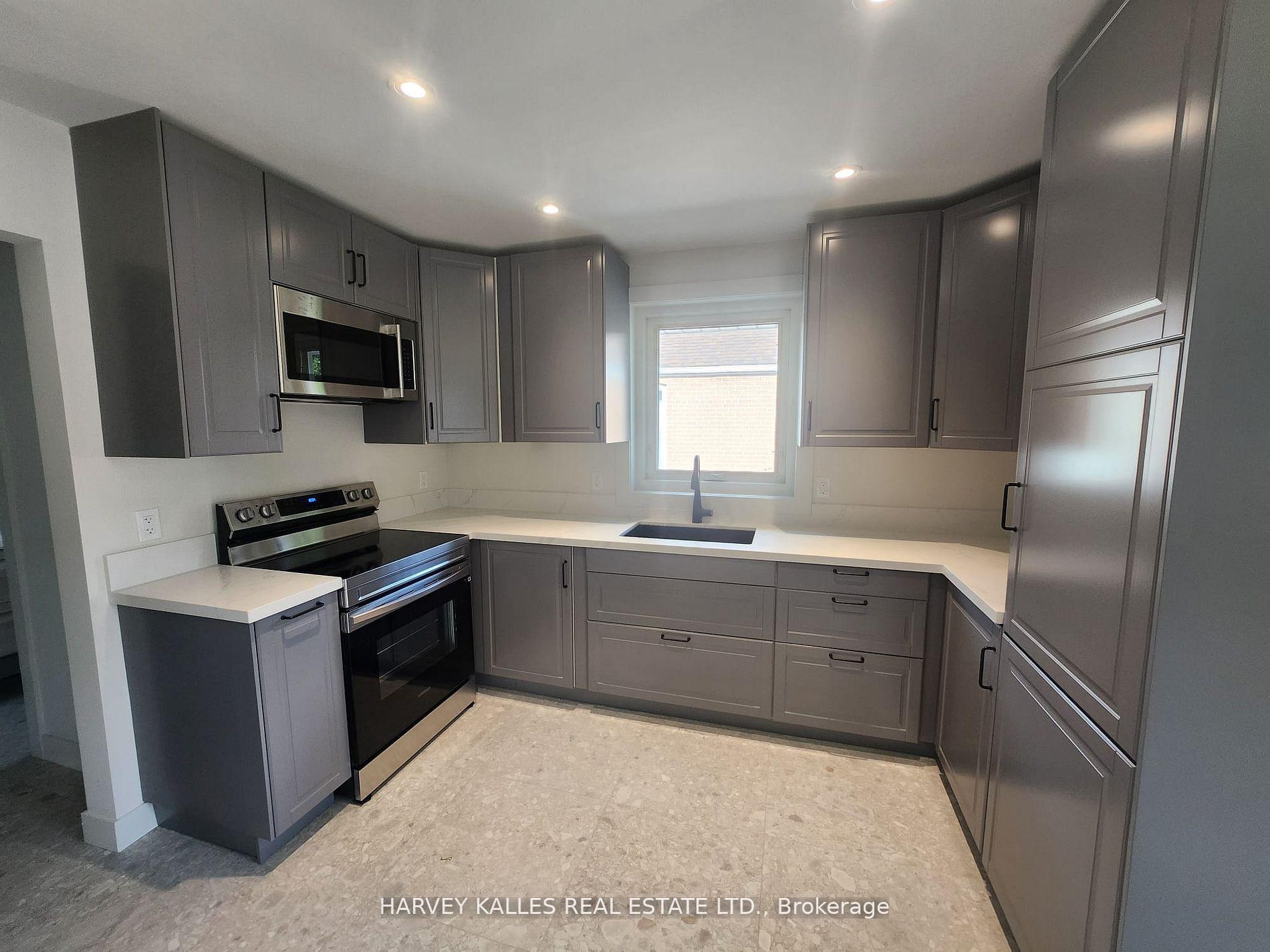 Photo 5 of Unit Main, 88 McAllister Road, North York, Clanton Park — HOMEH