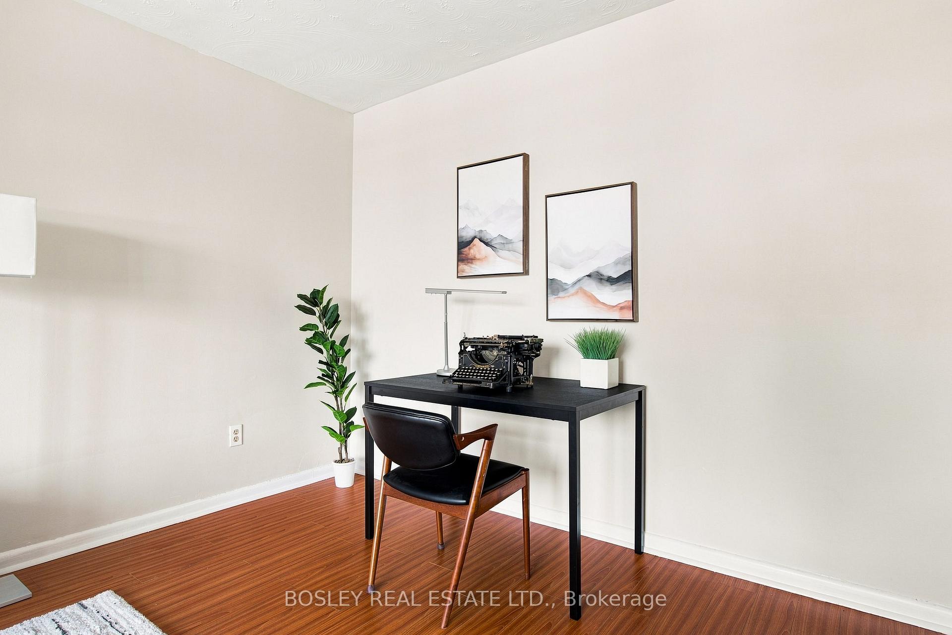Photo 3 of Unit 708, 915 Midland Avenue, Scarborough, Eglinton East — HOMEH