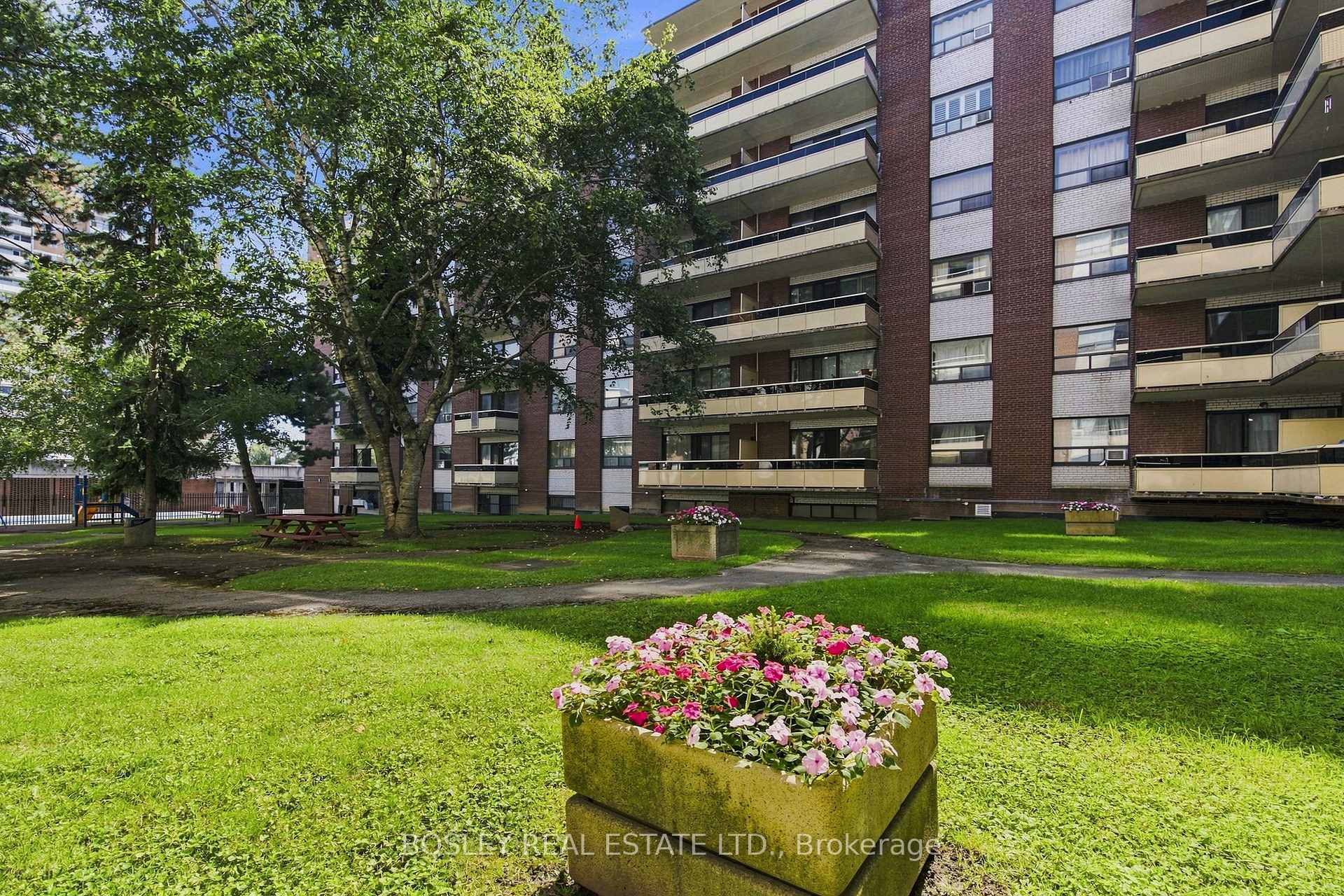 Photo 30 of Unit 708, 915 Midland Avenue, Scarborough, Eglinton East — HOMEH