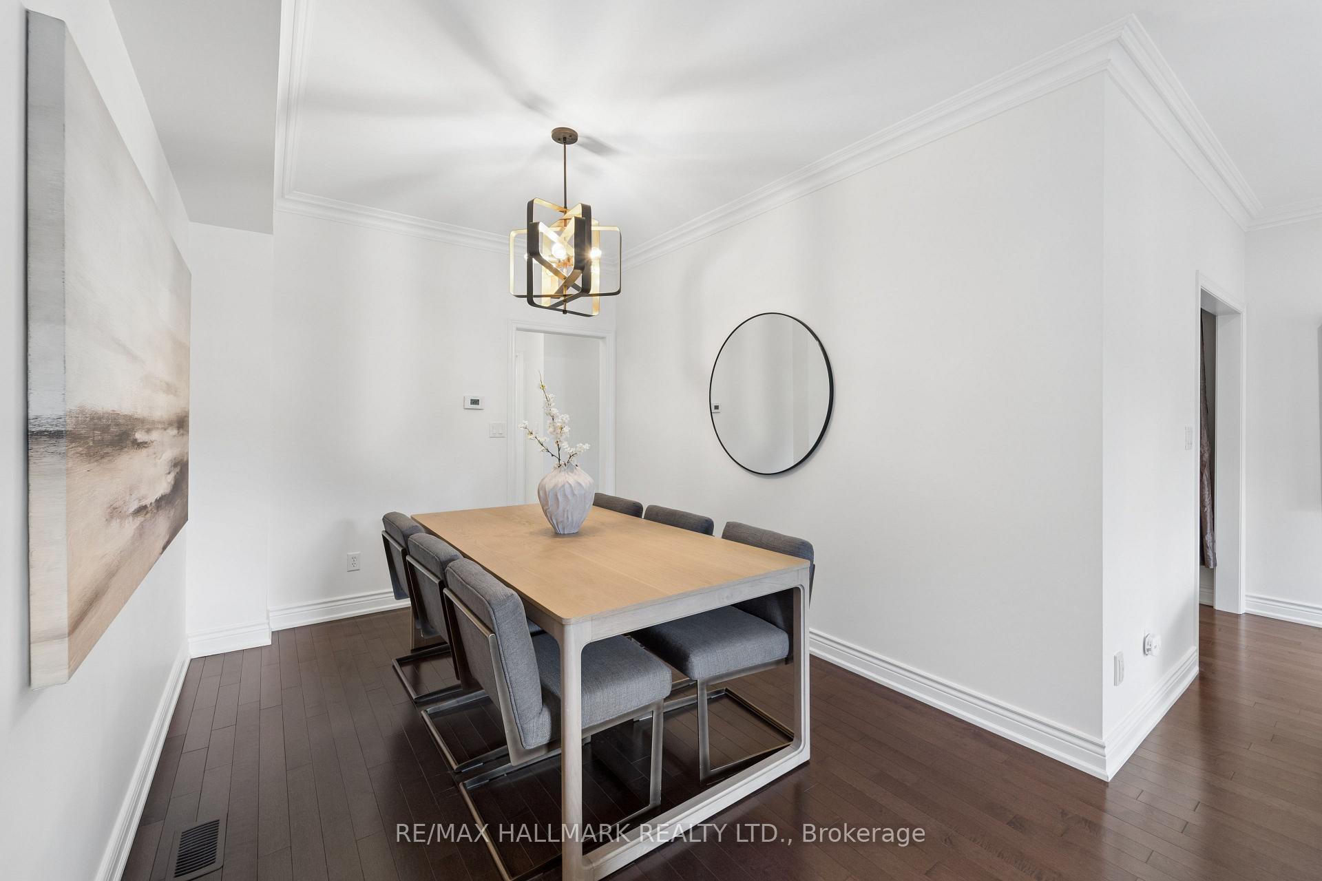 Photo 18 of 13 E J Lennox Way, Markham, Unionville — HOMEH