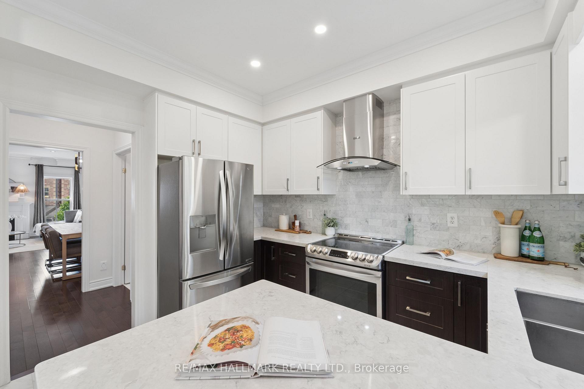Photo 22 of 13 E J Lennox Way, Markham, Unionville — HOMEH