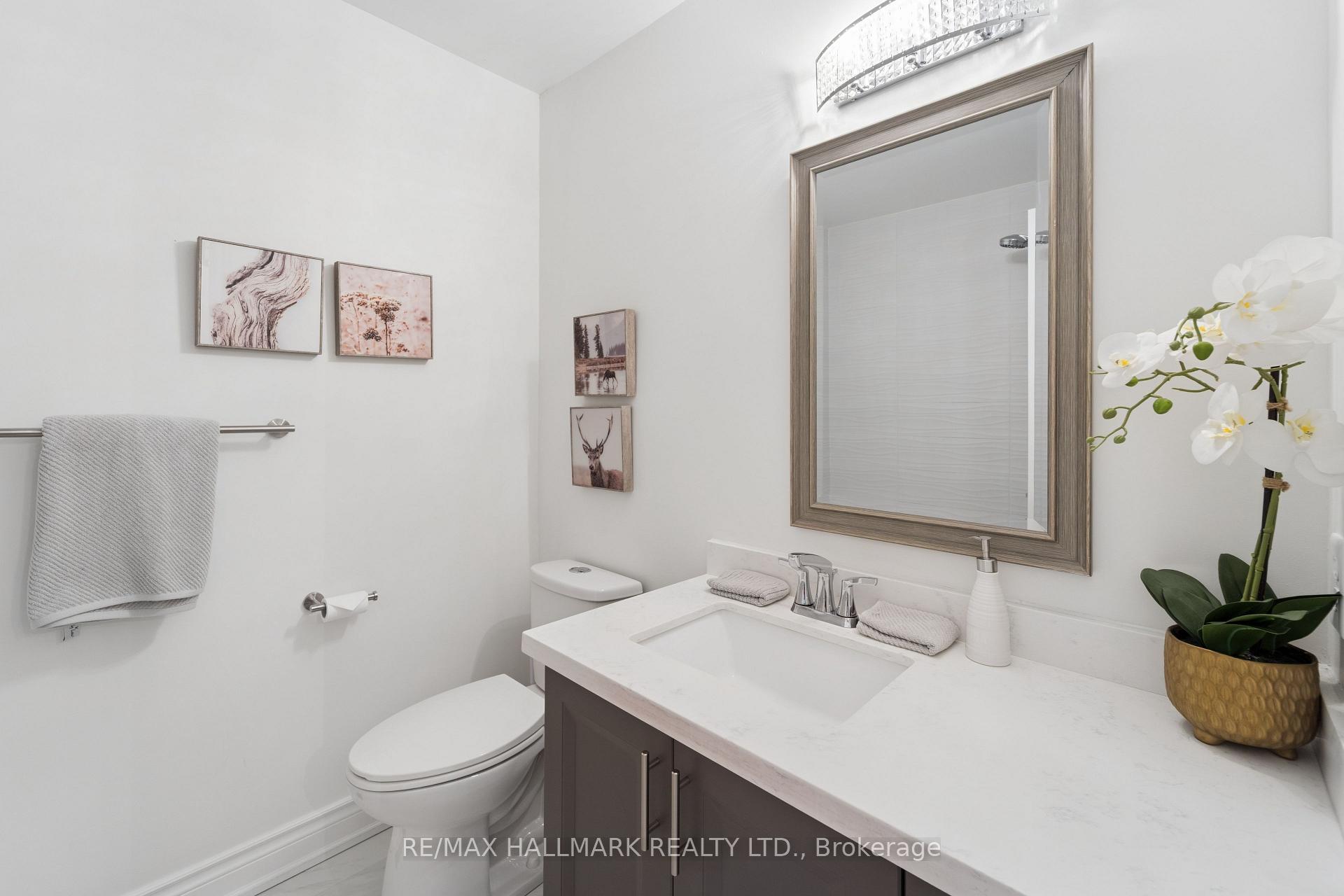 Photo 39 of 13 E J Lennox Way, Markham, Unionville — HOMEH