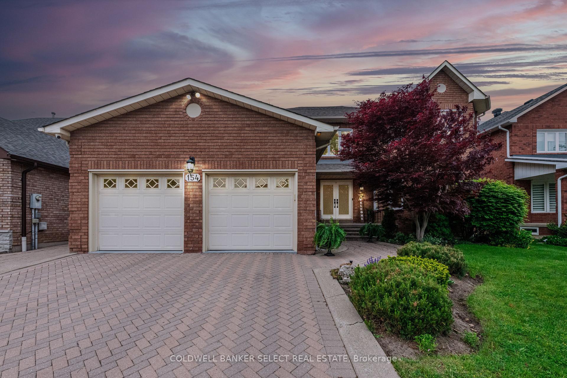 Photo 2 of 154 Conti Crescent, Vaughan, East Woodbridge — HOMEH