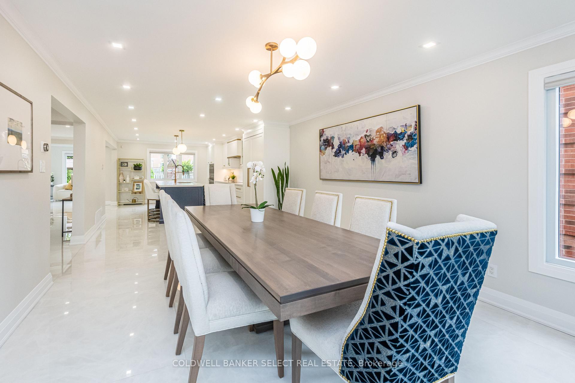 Photo 9 of 154 Conti Crescent, Vaughan, East Woodbridge — HOMEH