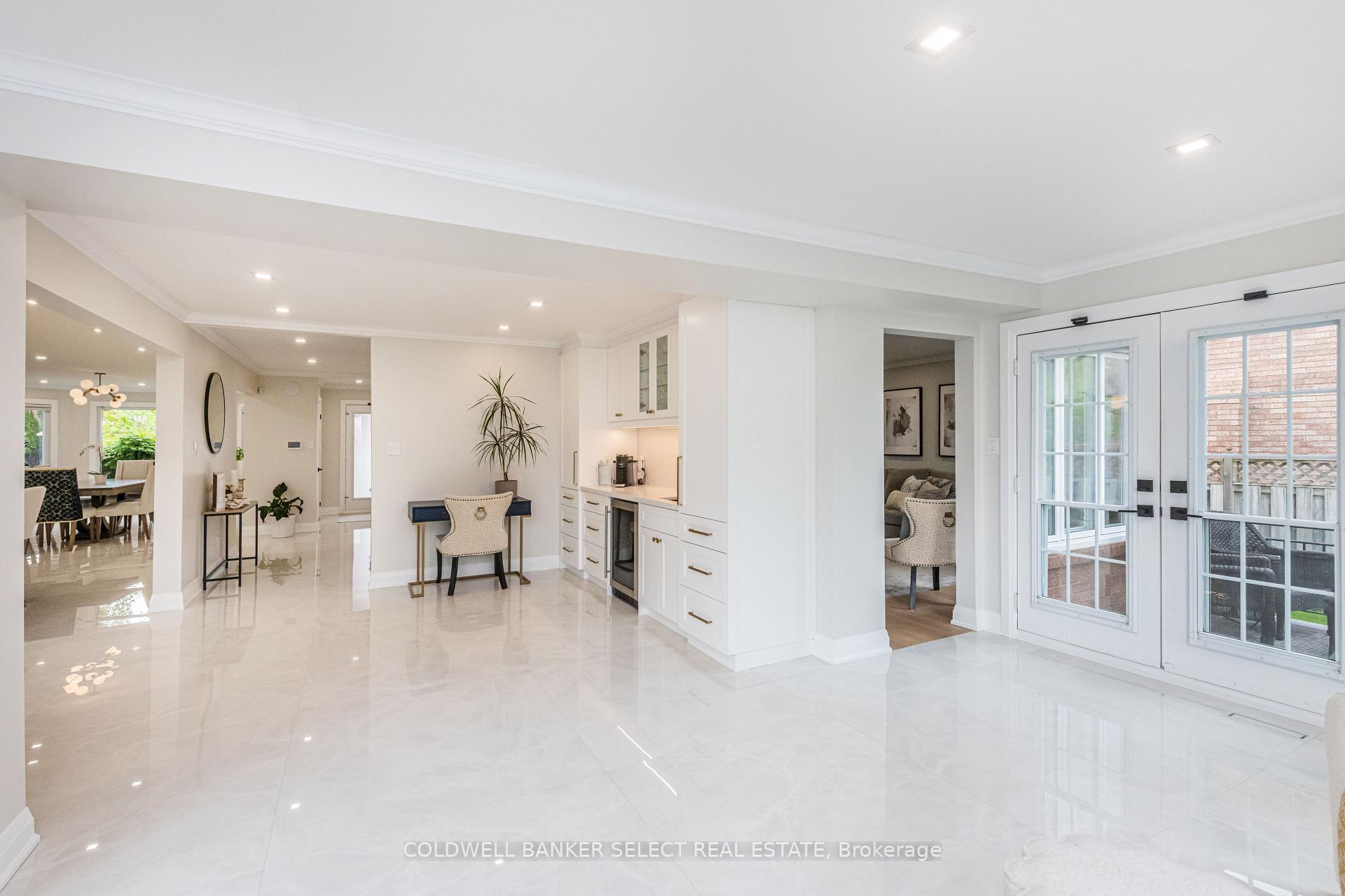 Photo 17 of 154 Conti Crescent, Vaughan, East Woodbridge — HOMEH