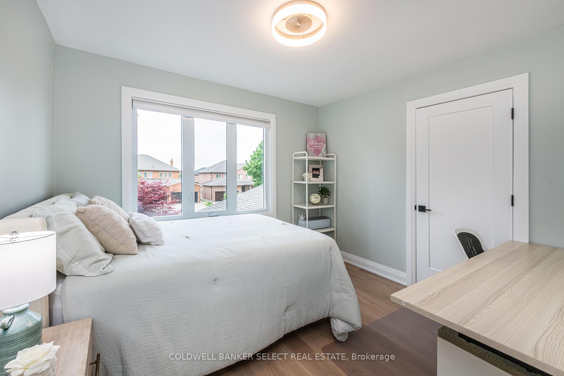 Photo 23 of 154 Conti Crescent, Vaughan, East Woodbridge — HOMEH