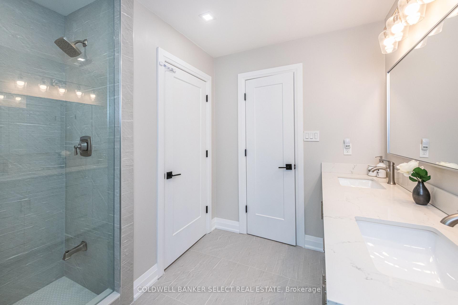 Photo 27 of 154 Conti Crescent, Vaughan, East Woodbridge — HOMEH