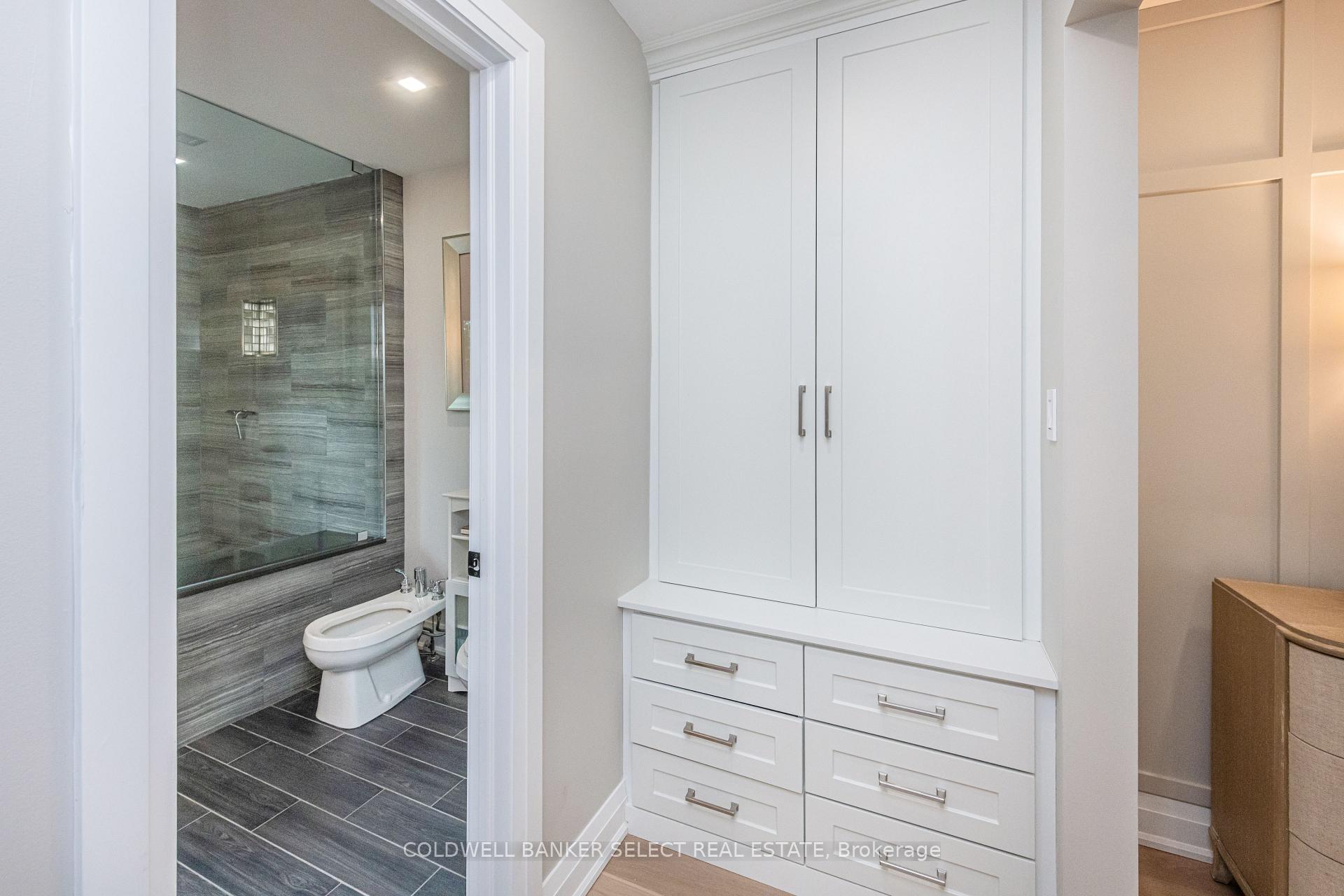 Photo 33 of 154 Conti Crescent, Vaughan, East Woodbridge — HOMEH