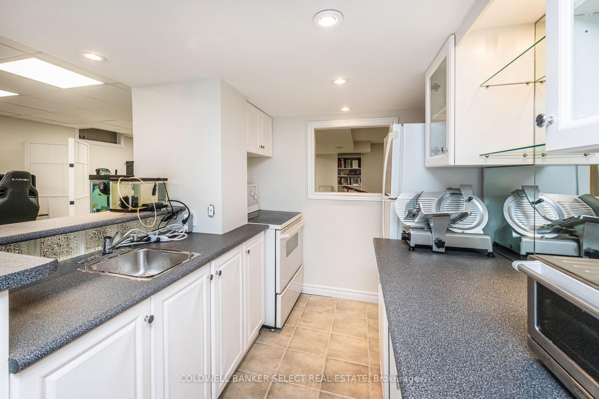 Photo 39 of 154 Conti Crescent, Vaughan, East Woodbridge — HOMEH
