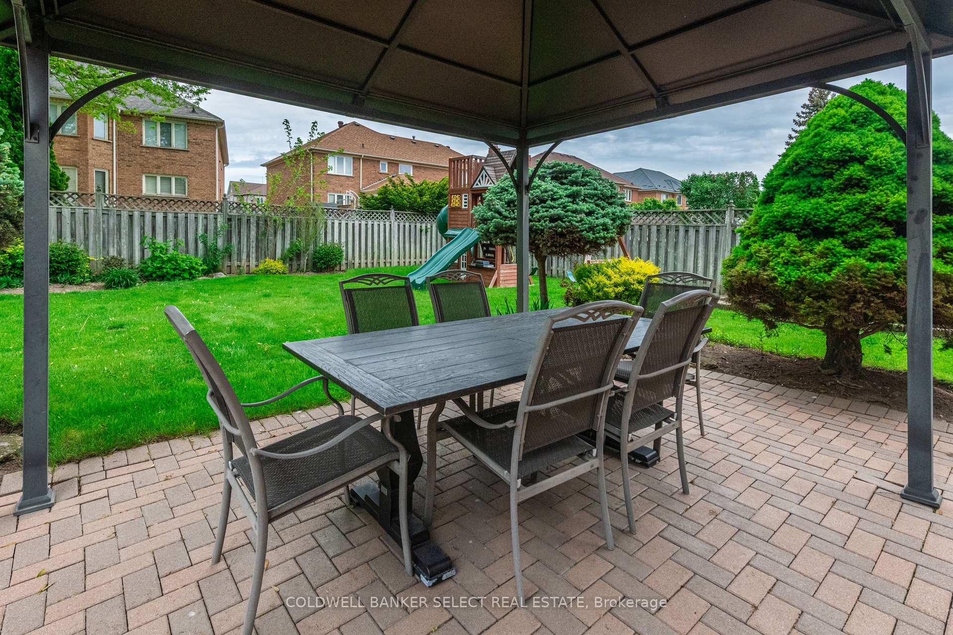 Photo 47 of 154 Conti Crescent, Vaughan, East Woodbridge — HOMEH