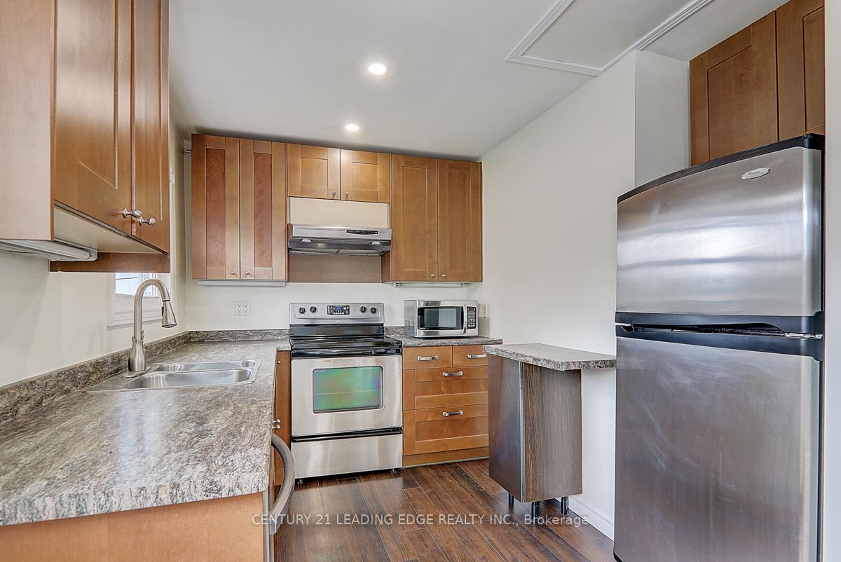 Photo 8 of Unit Main Level, 346 Annshiela Drive, Georgina, Keswick South — HOMEH
