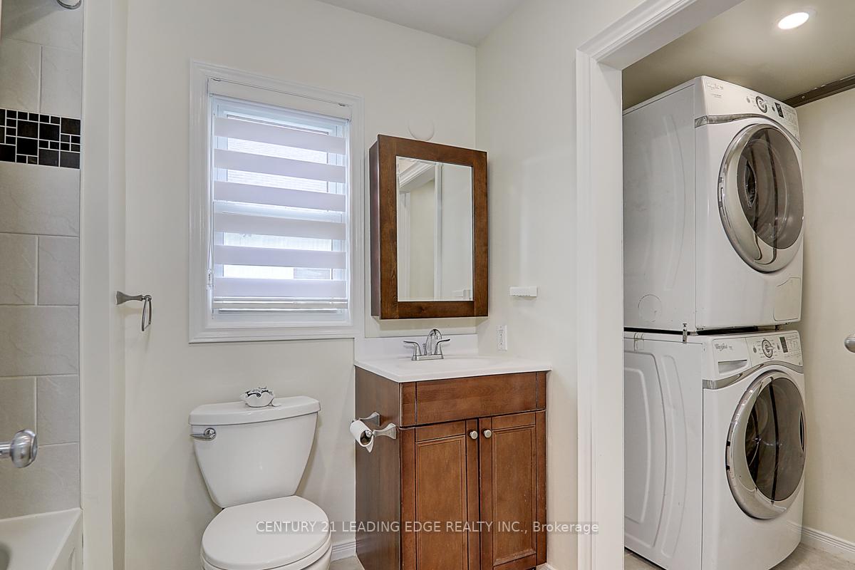 Photo 14 of Unit Main Level, 346 Annshiela Drive, Georgina, Keswick South — HOMEH