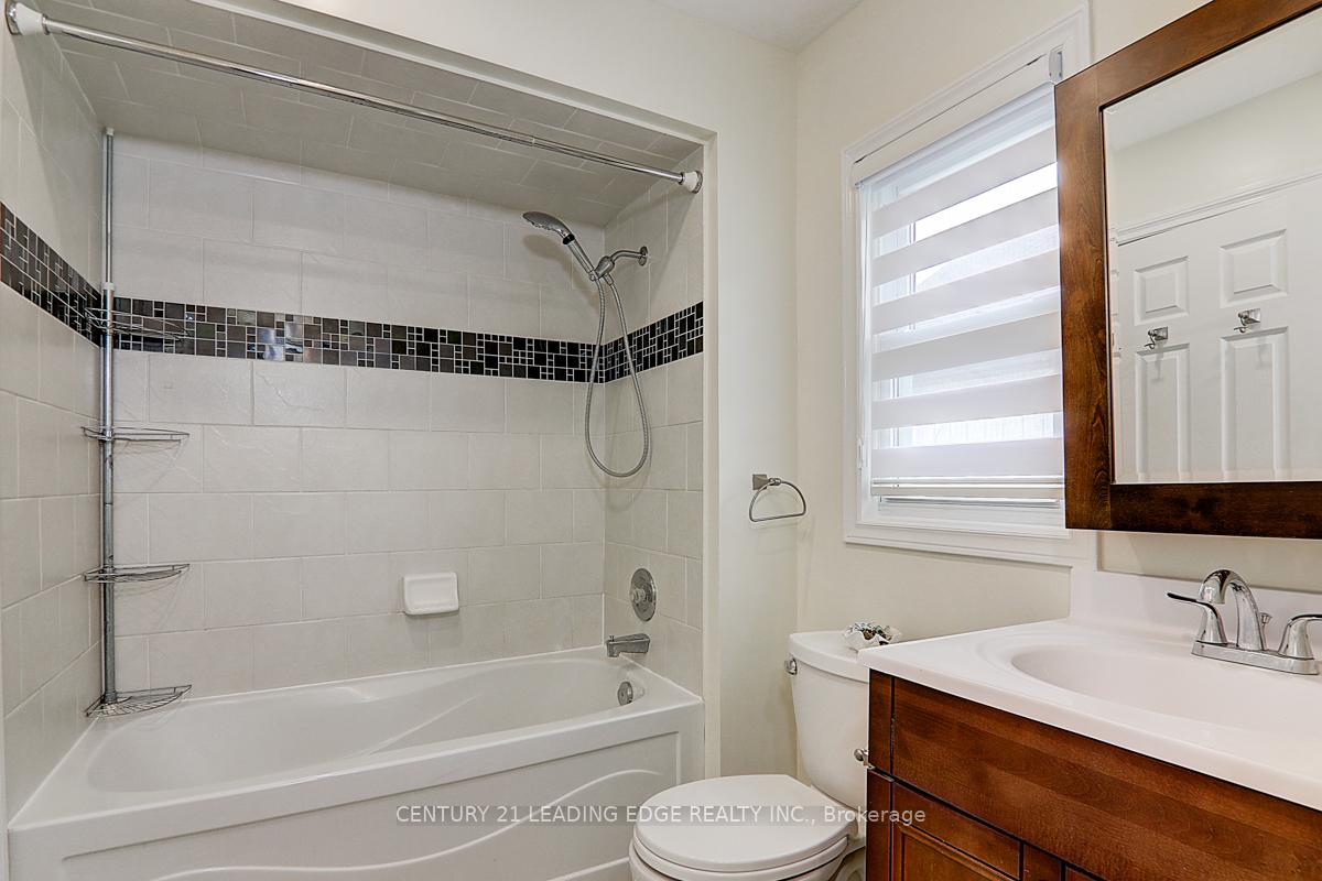 Photo 16 of Unit Main Level, 346 Annshiela Drive, Georgina, Keswick South — HOMEH