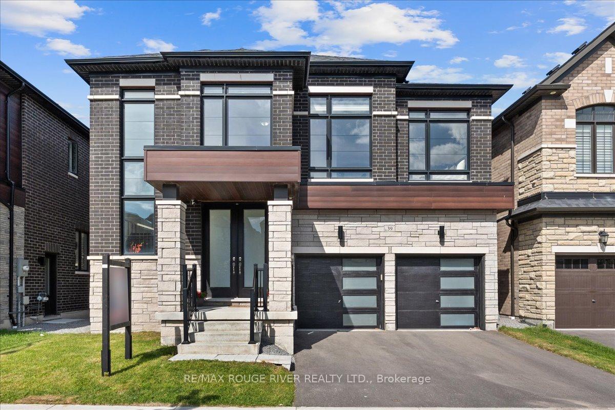 Photo 2 of 39 Armilia Place, Whitby, Rural Whitby — HOMEH
