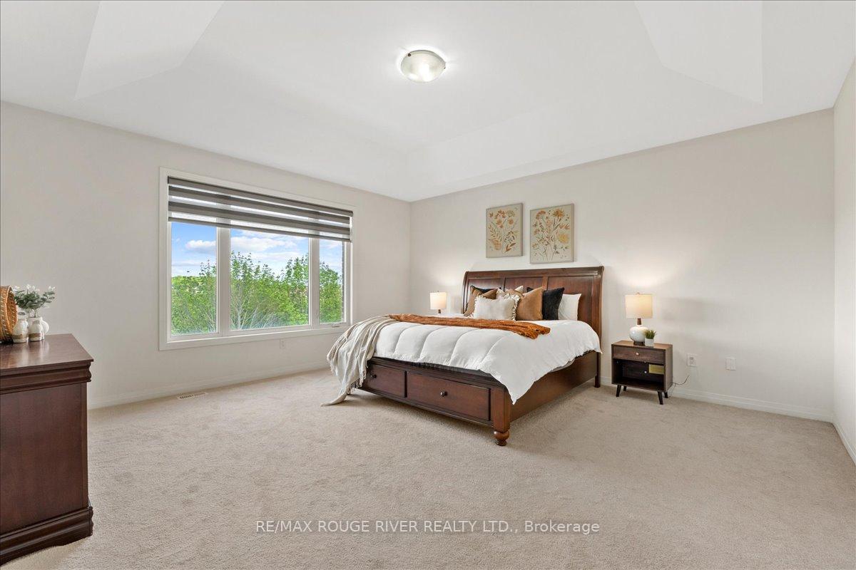 Photo 17 of 39 Armilia Place, Whitby, Rural Whitby — HOMEH