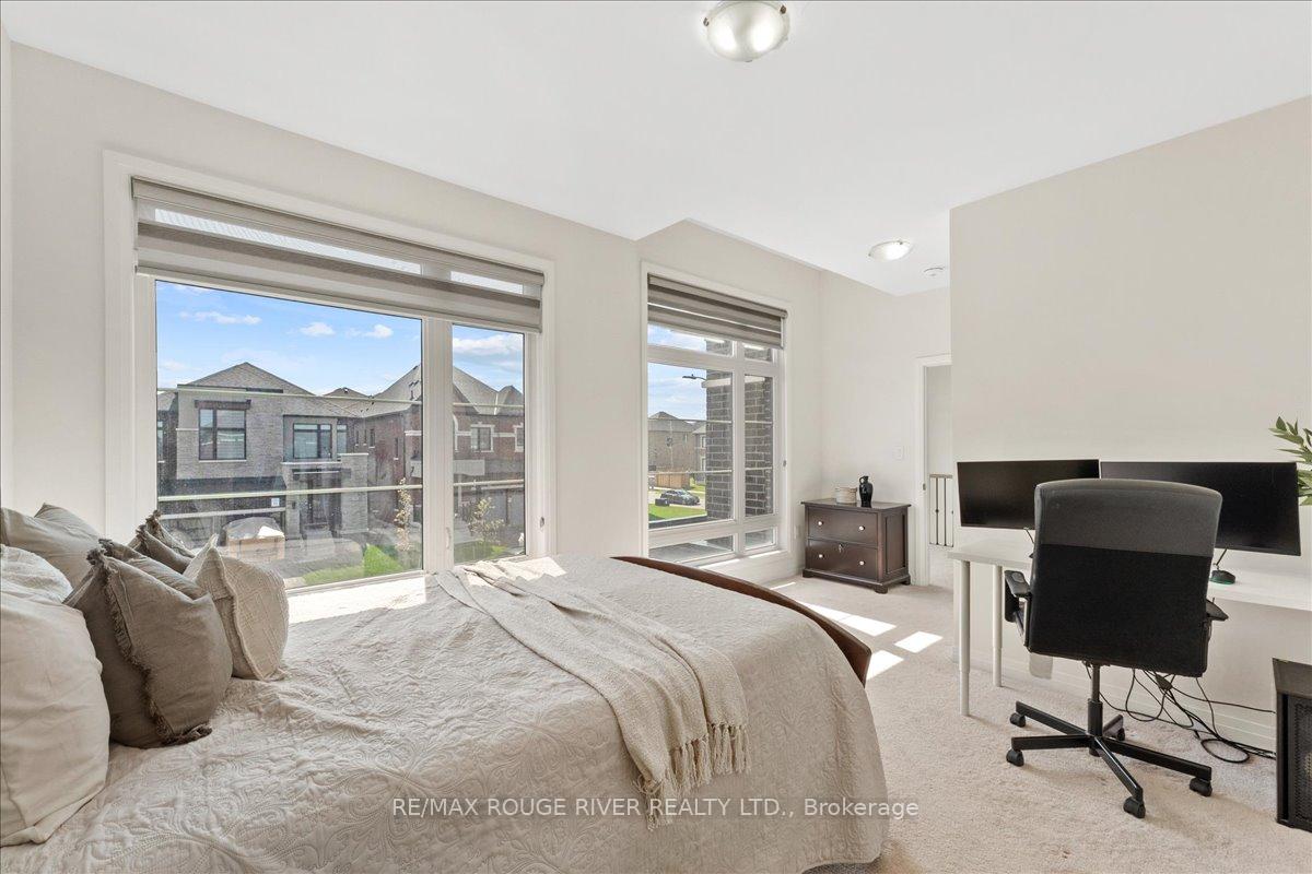 Photo 23 of 39 Armilia Place, Whitby, Rural Whitby — HOMEH