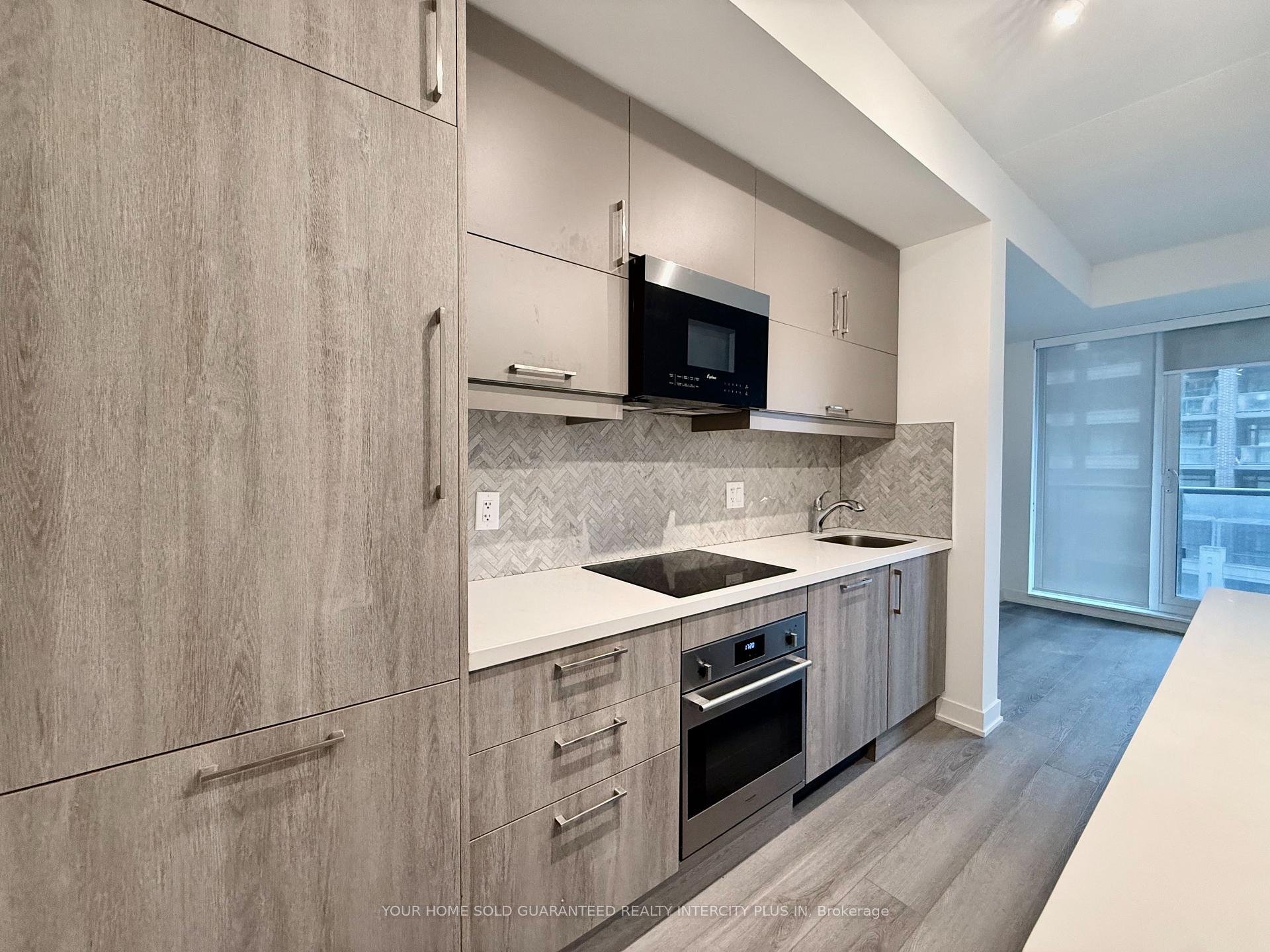 Photo 9 of Unit 626, 8119 Birchmount Road, Markham, Unionville — HOMEH