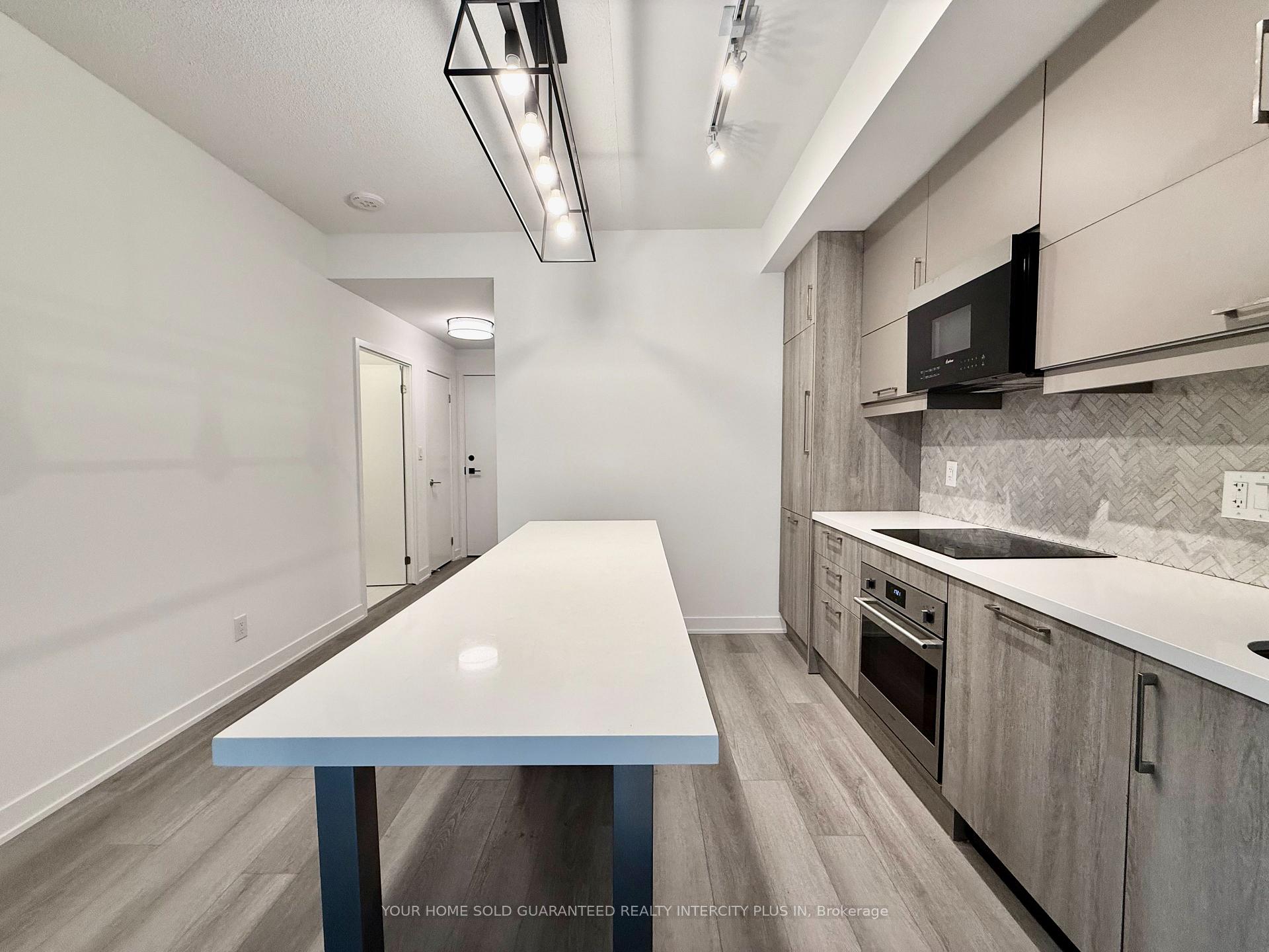 Photo 10 of Unit 626, 8119 Birchmount Road, Markham, Unionville — HOMEH